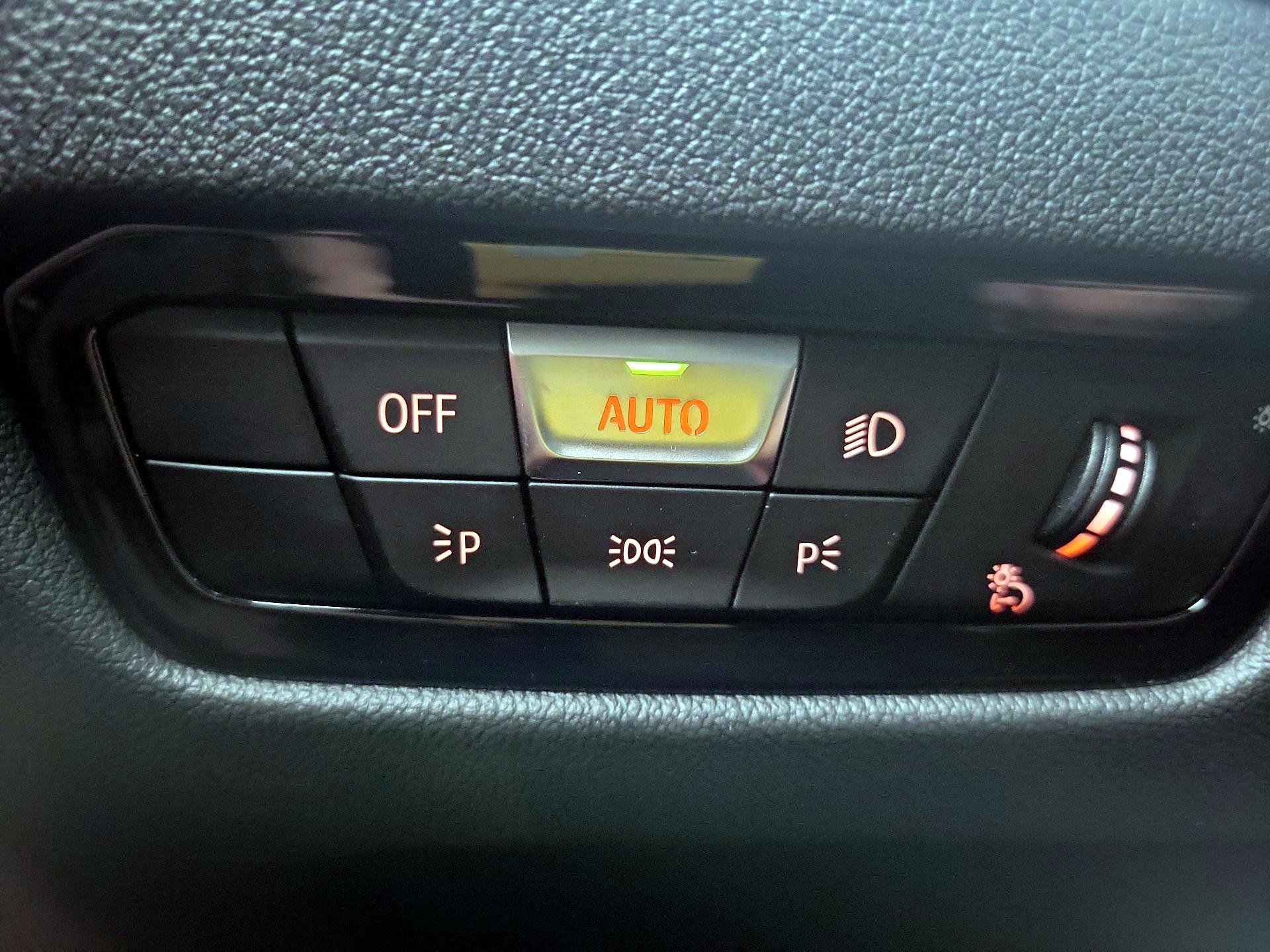 Thumbnail: 2025 BMW 4 Series - 13