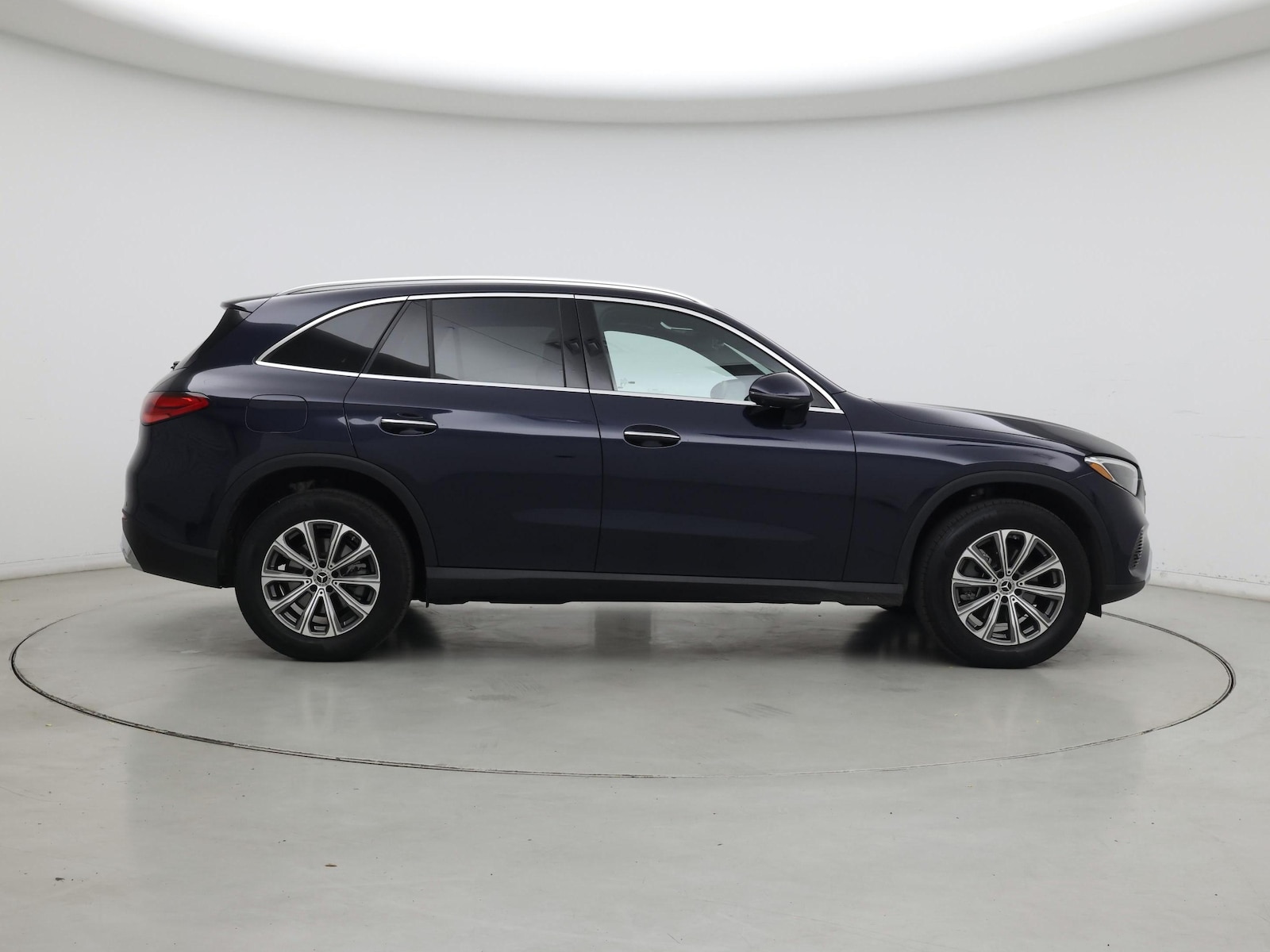2024 Mercedes-Benz GLC GLC300 - Photo 8