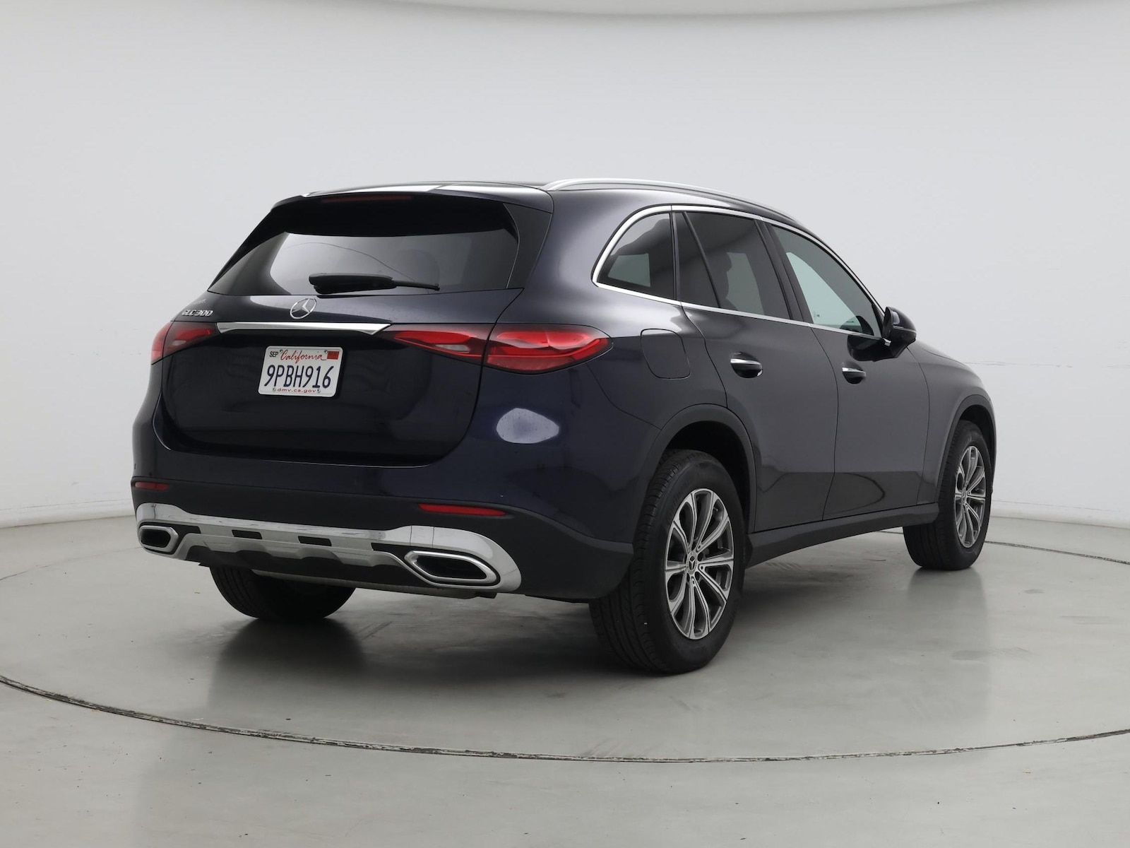 2024 Mercedes-Benz GLC GLC300 - Photo 9