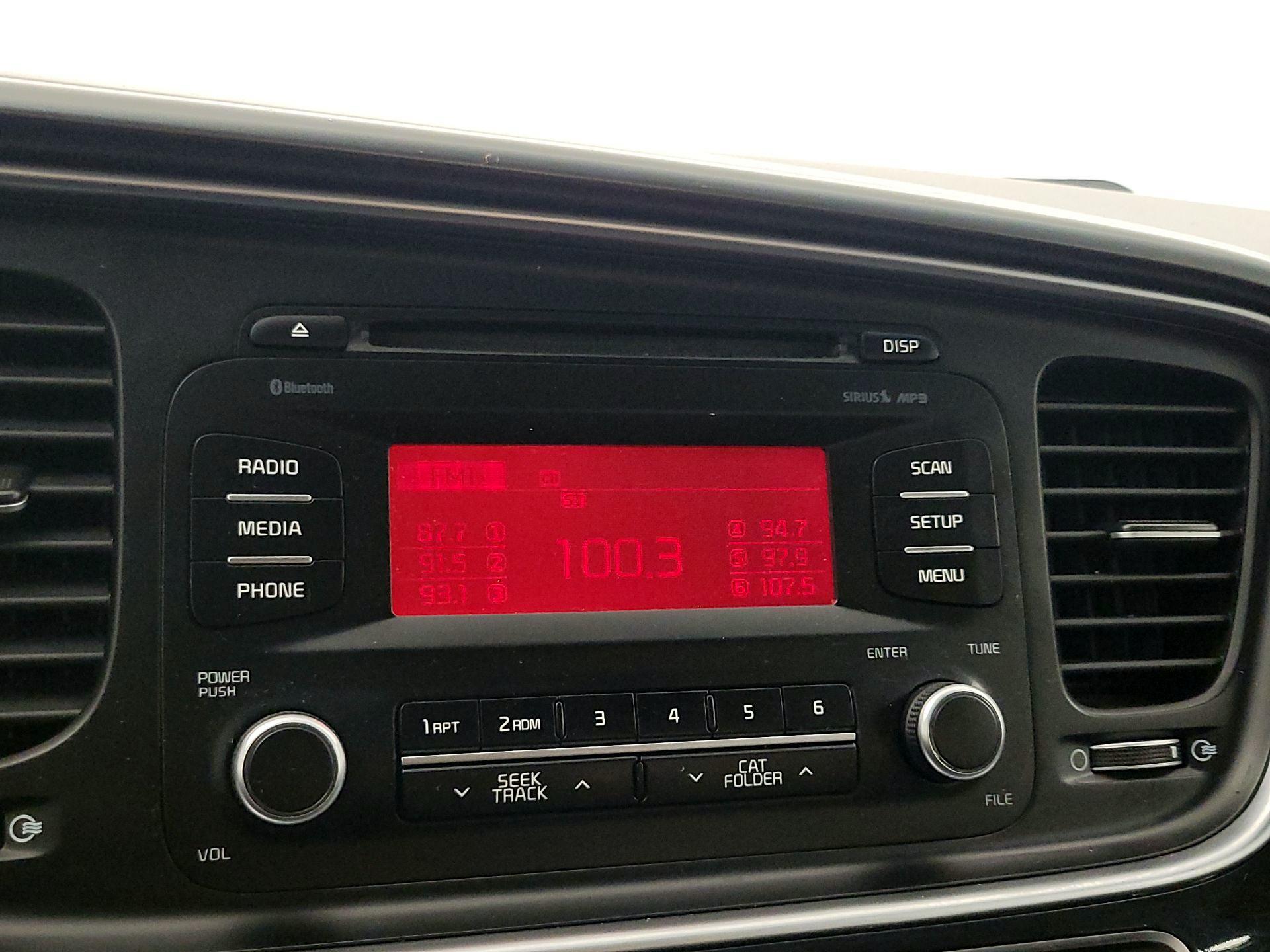 Thumbnail: 2016 Kia Optima - 14