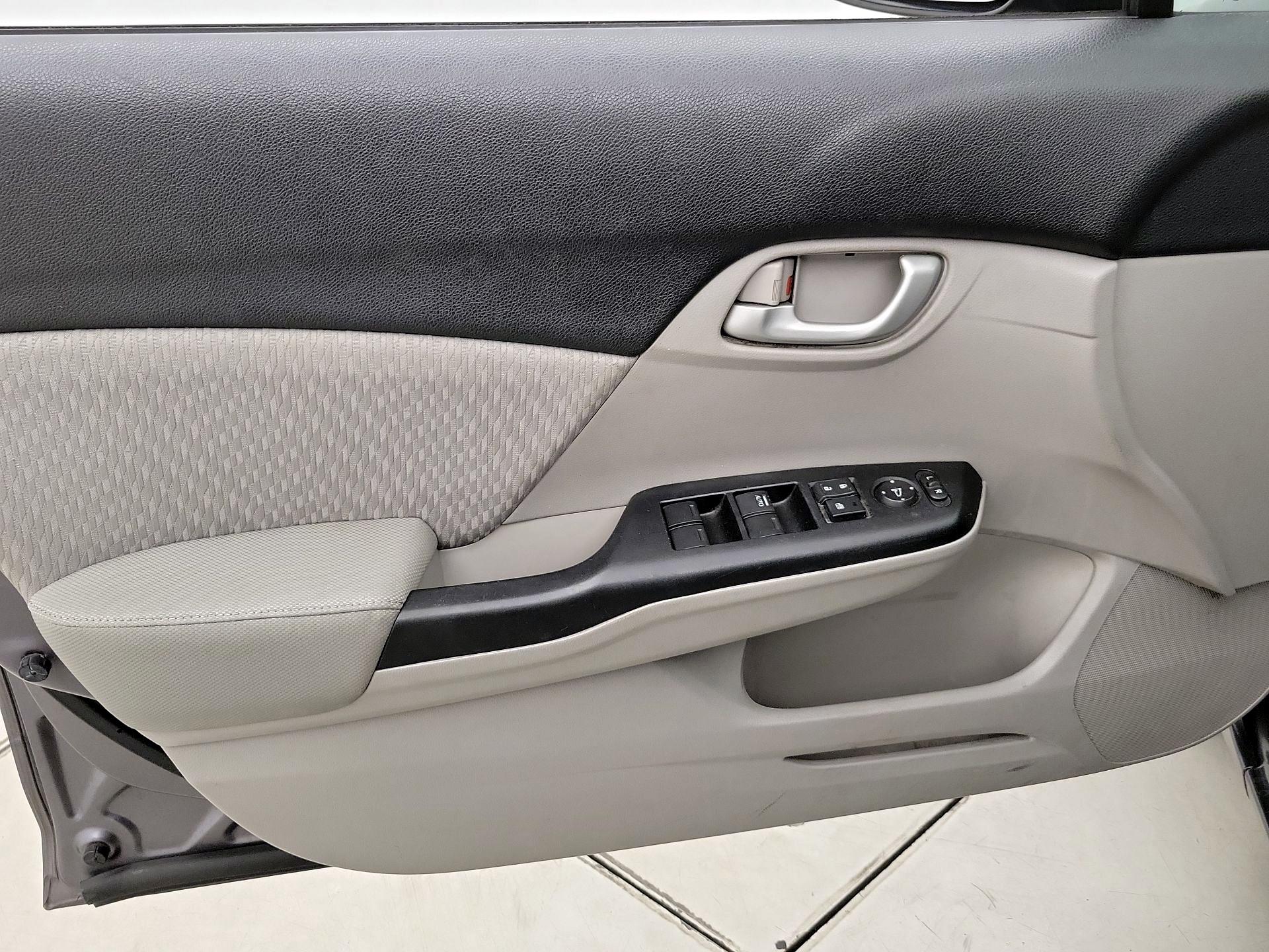 Thumbnail: 2014 Honda Civic - 12