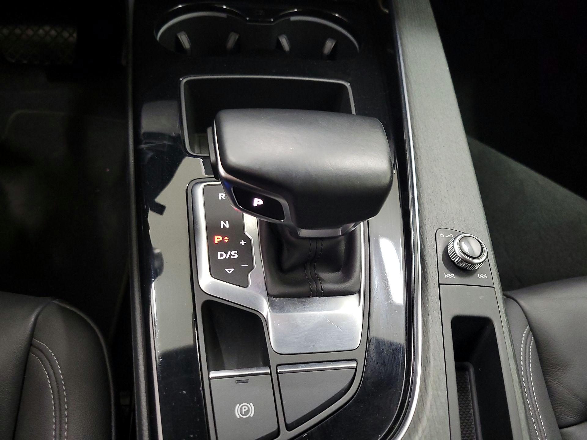 Thumbnail: 2021 Audi A4 - 17