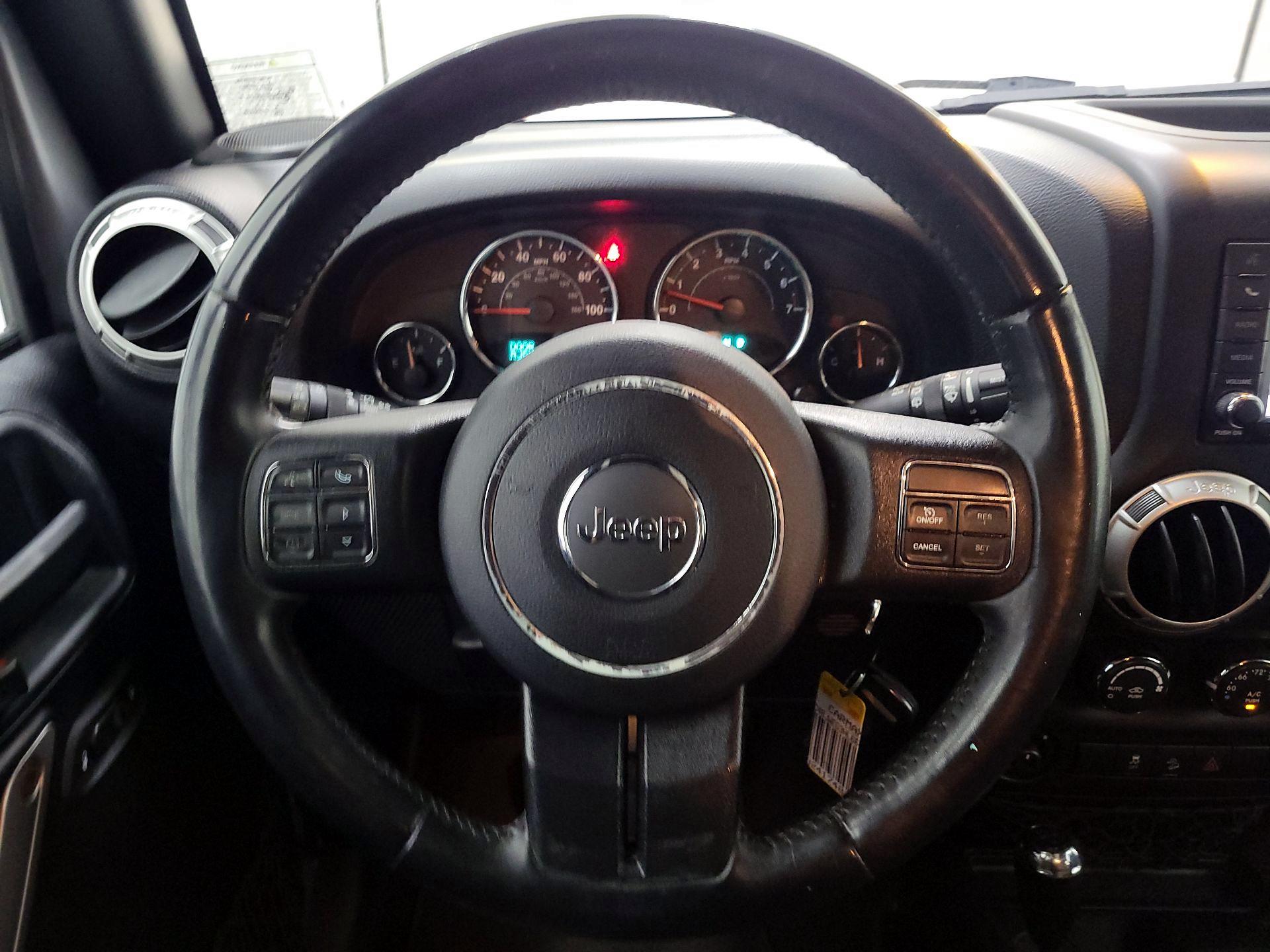 Thumbnail: 2017 Jeep Wrangler - 10