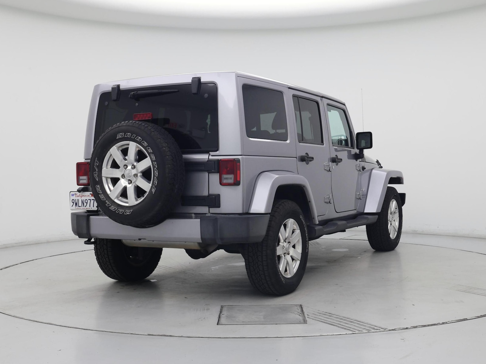 2017 Jeep Wrangler Unlimited Sahara - Photo 9
