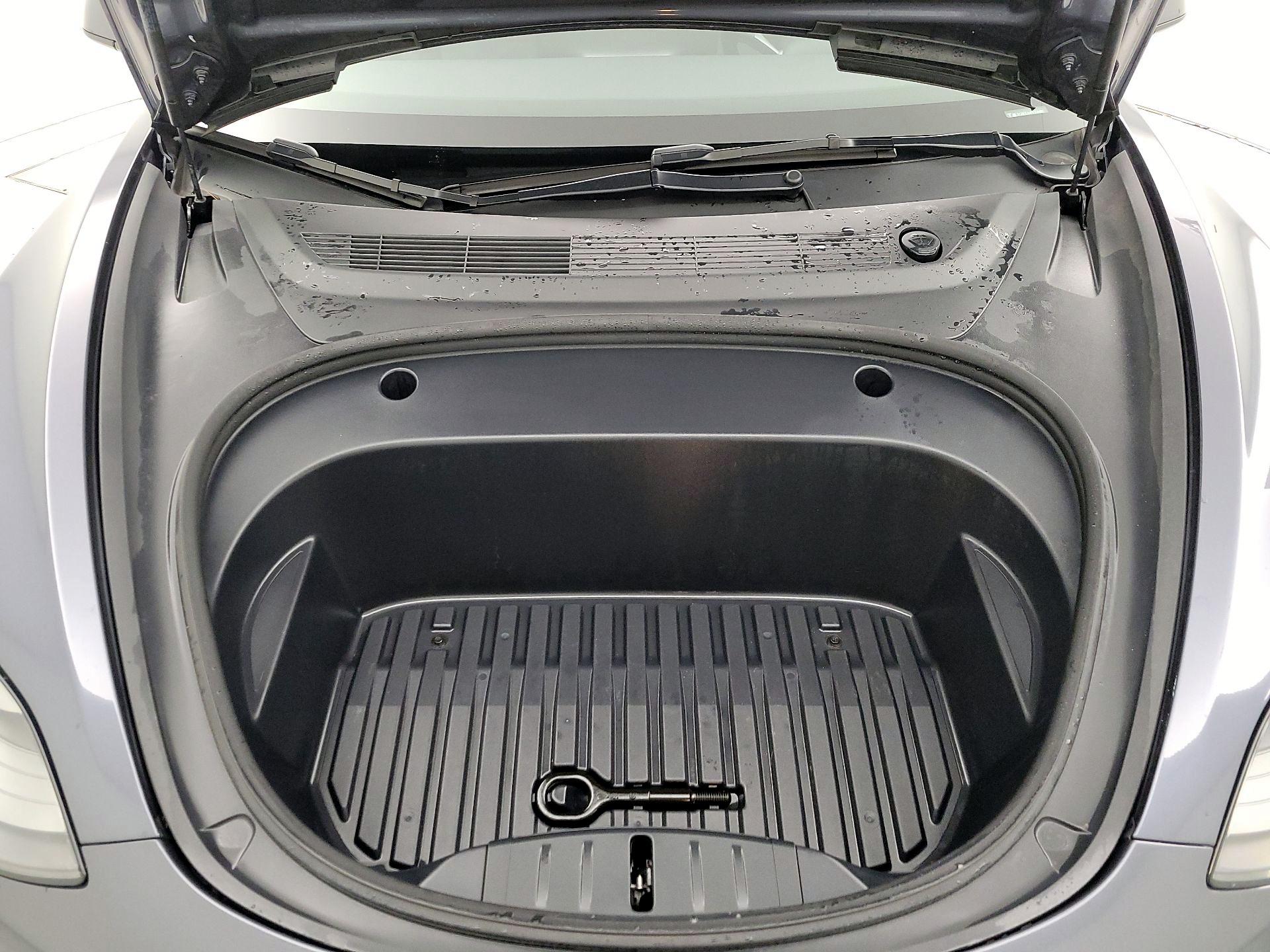 Thumbnail: 2023 Tesla Model 3 - 20