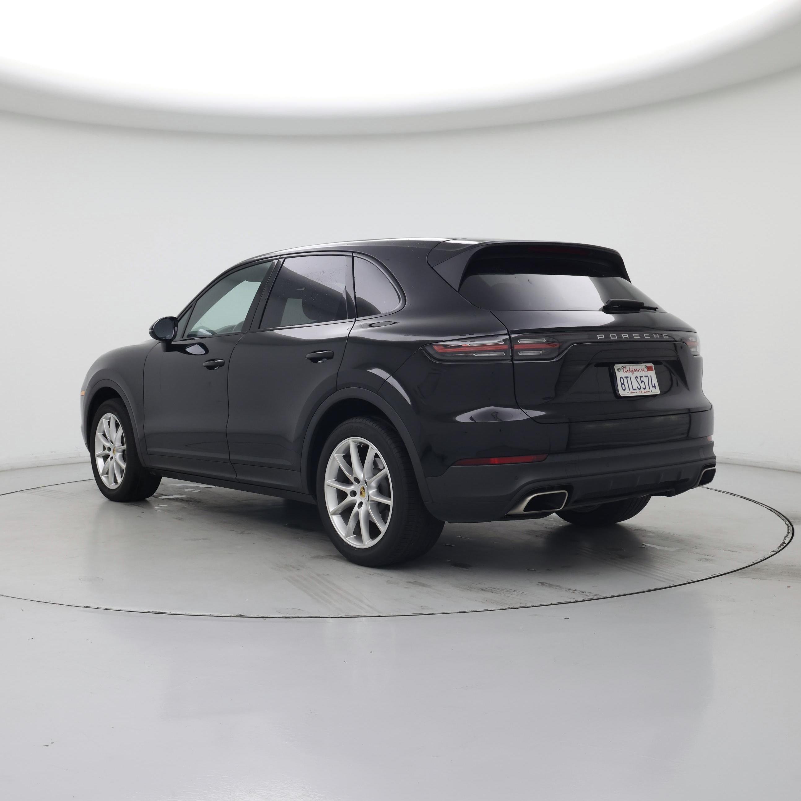 Thumbnail: 2021 Porsche Cayenne - 2