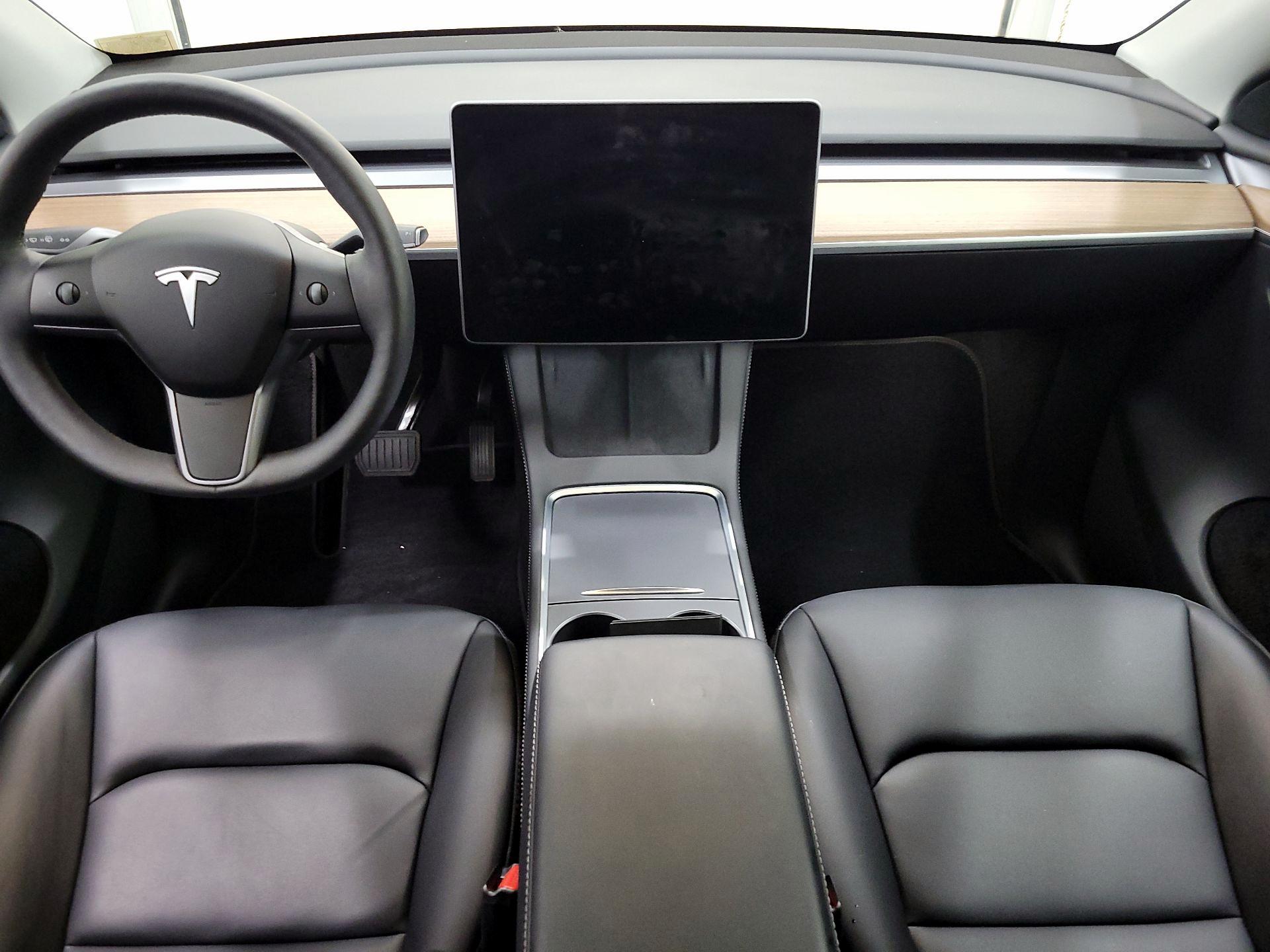 Thumbnail: 2024 Tesla Model Y - 9