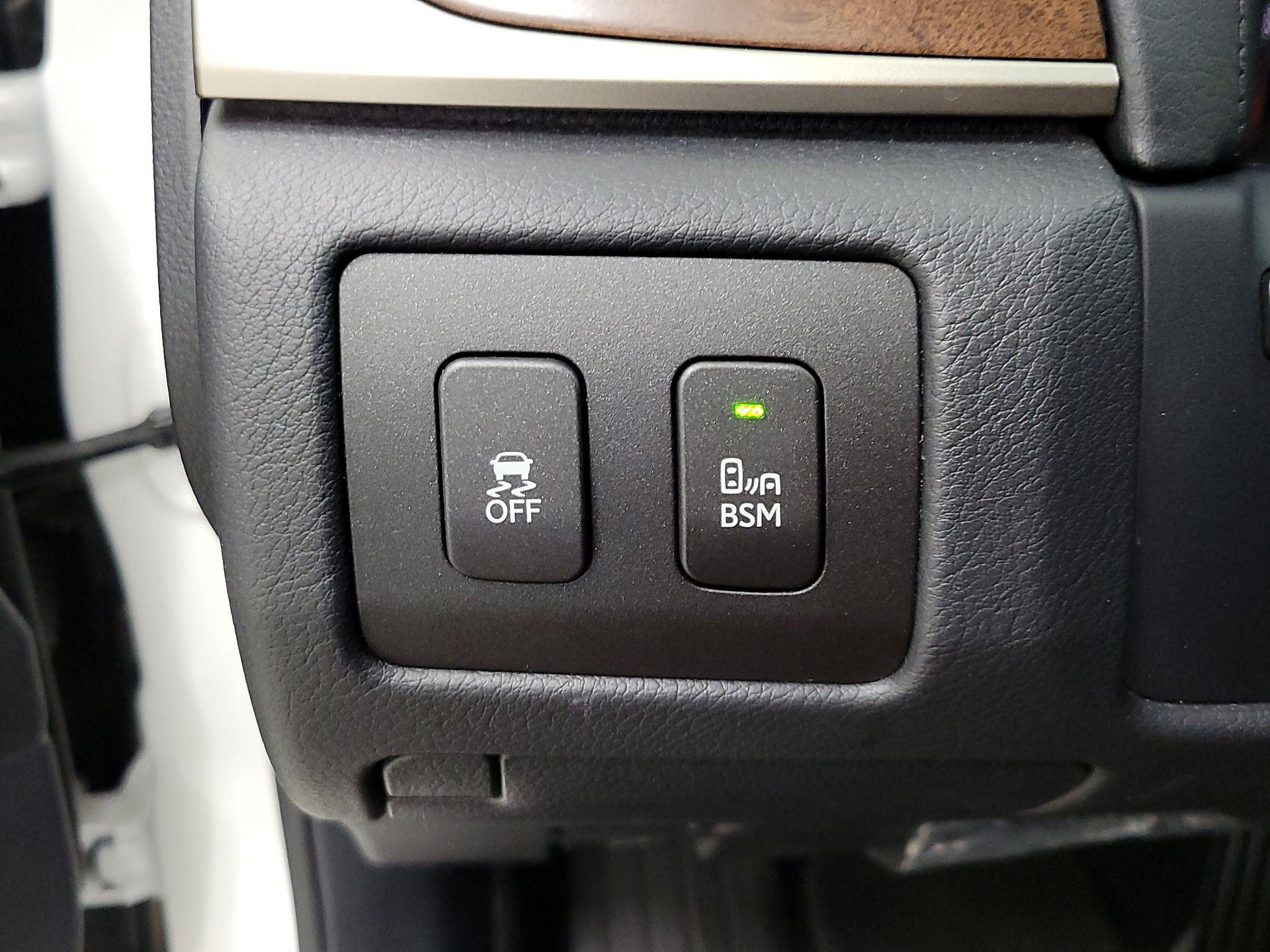 Thumbnail: 2015 Lexus GS - 13