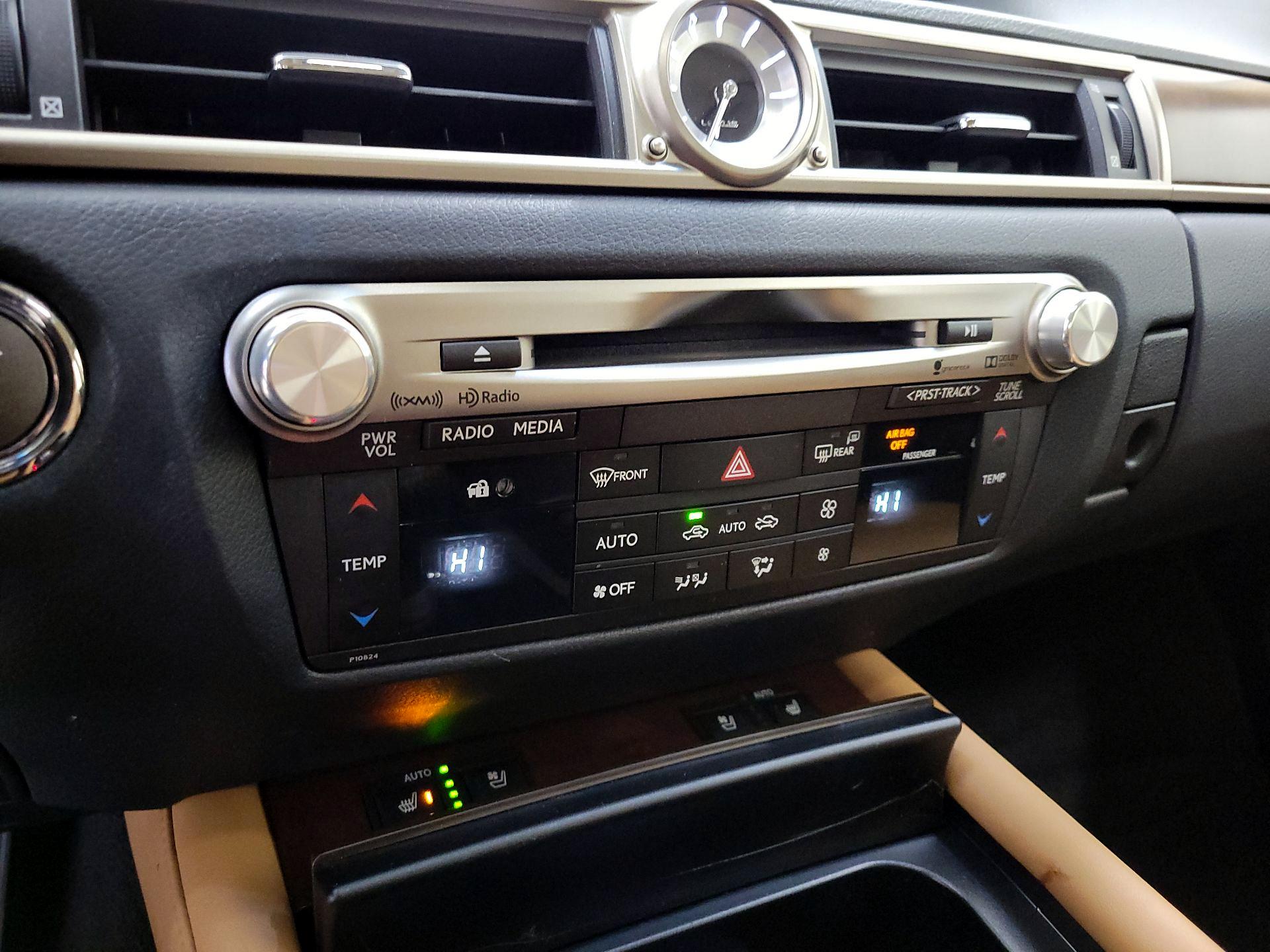 Thumbnail: 2015 Lexus GS - 17