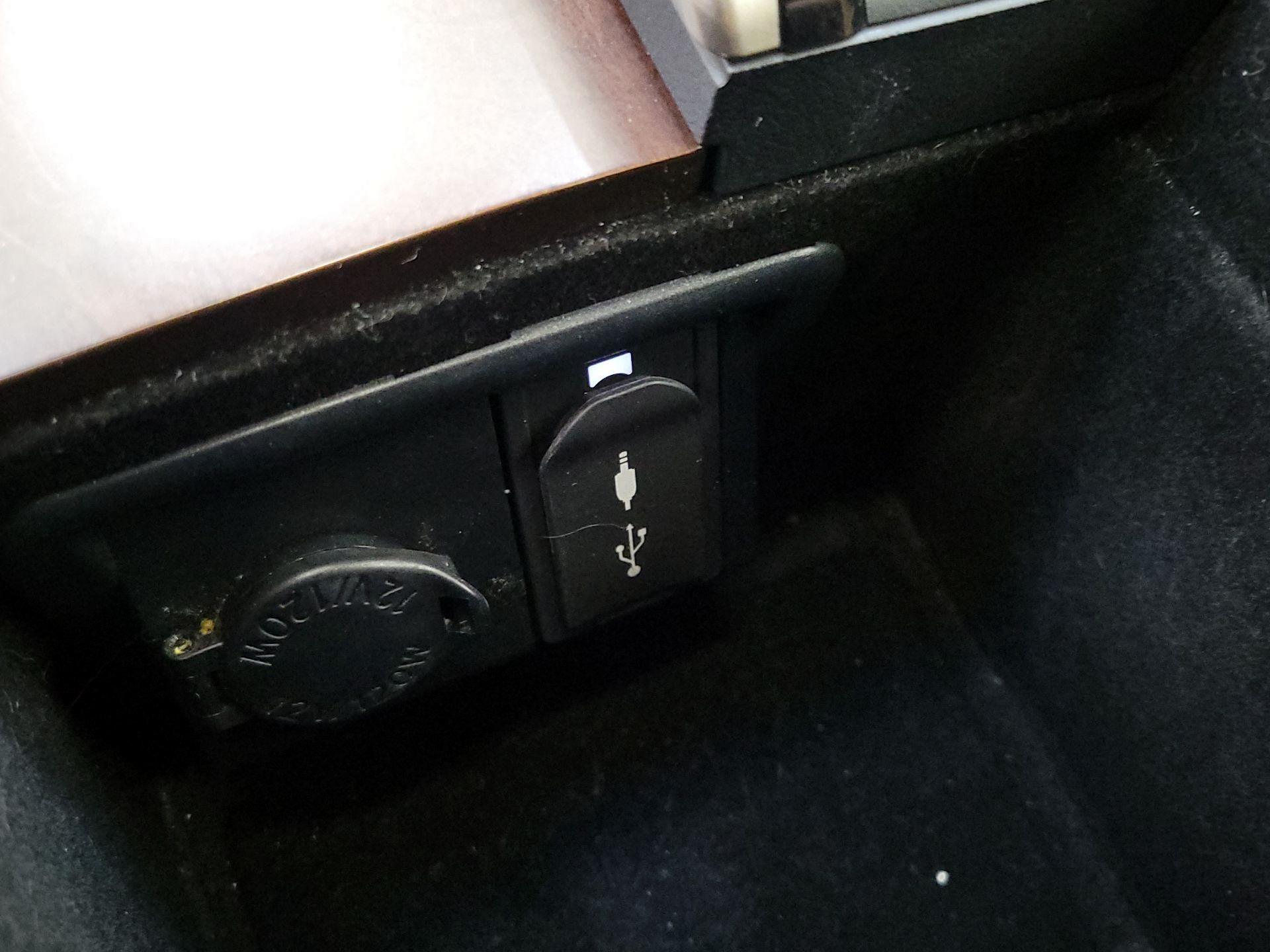 Thumbnail: 2015 Lexus GS - 19