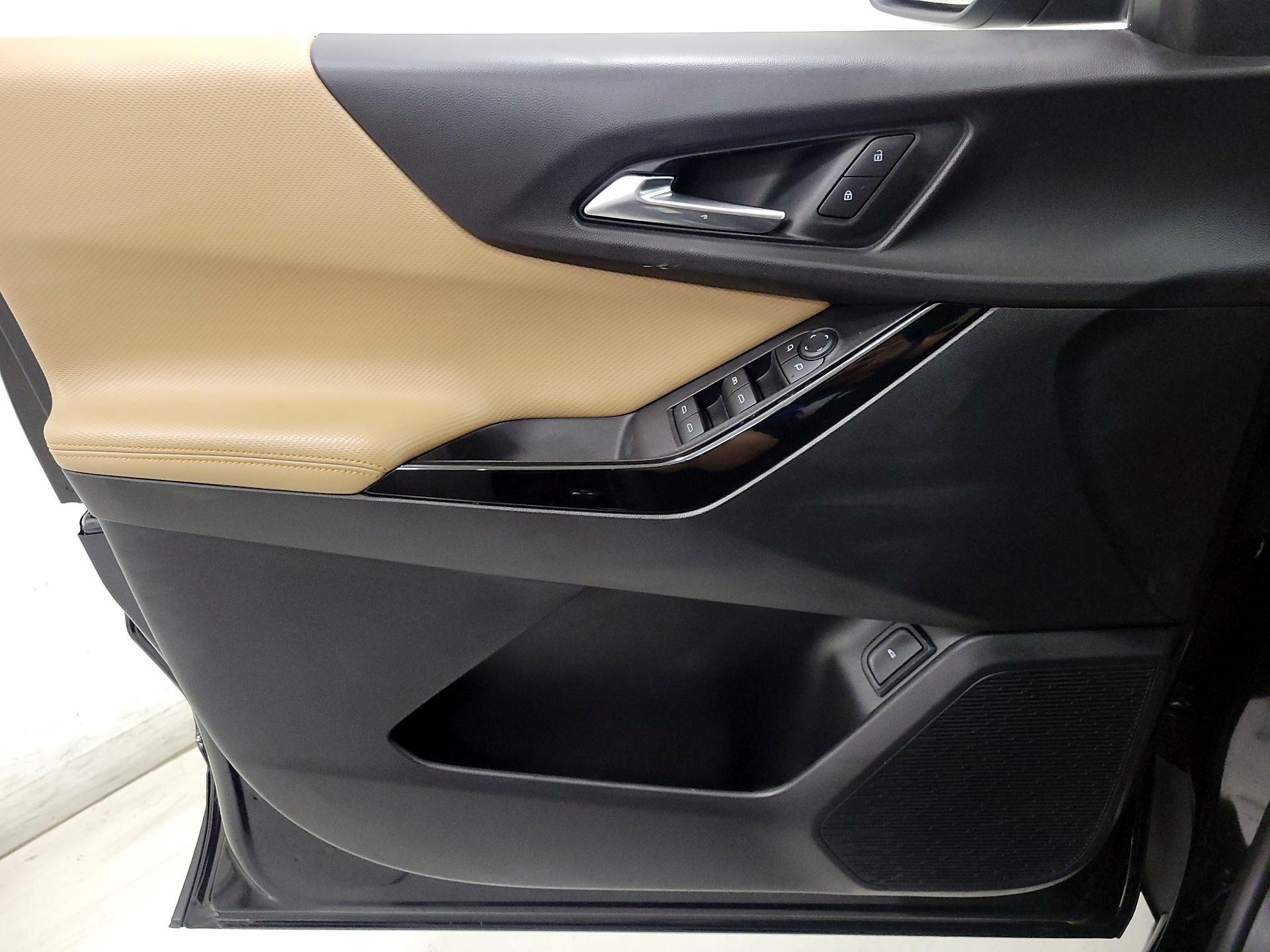 Thumbnail: 2025 Chevrolet Equinox - 10