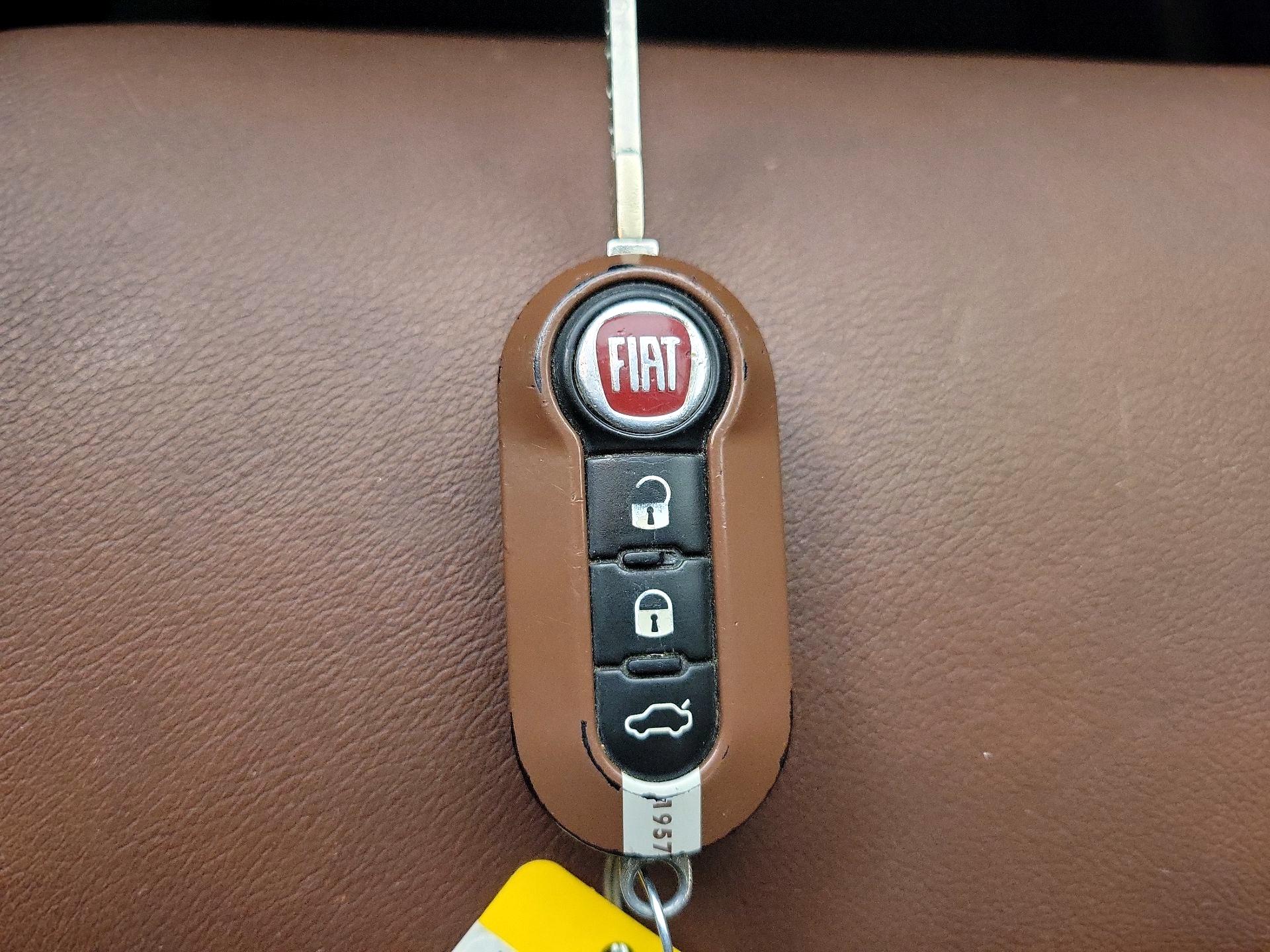 Thumbnail: 2015 Fiat 500 - 20