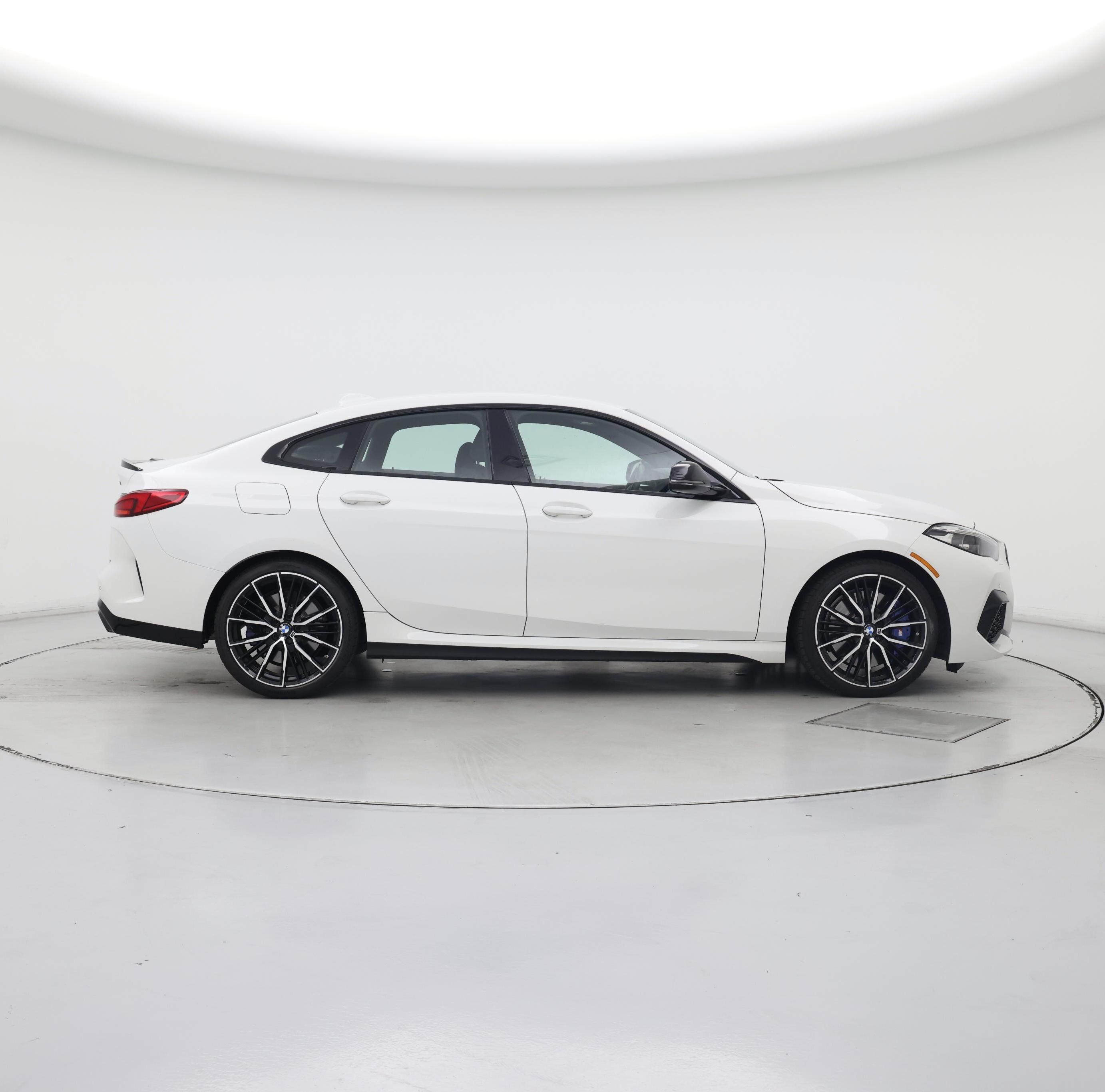 Thumbnail: 2023 BMW 2 Series - 7