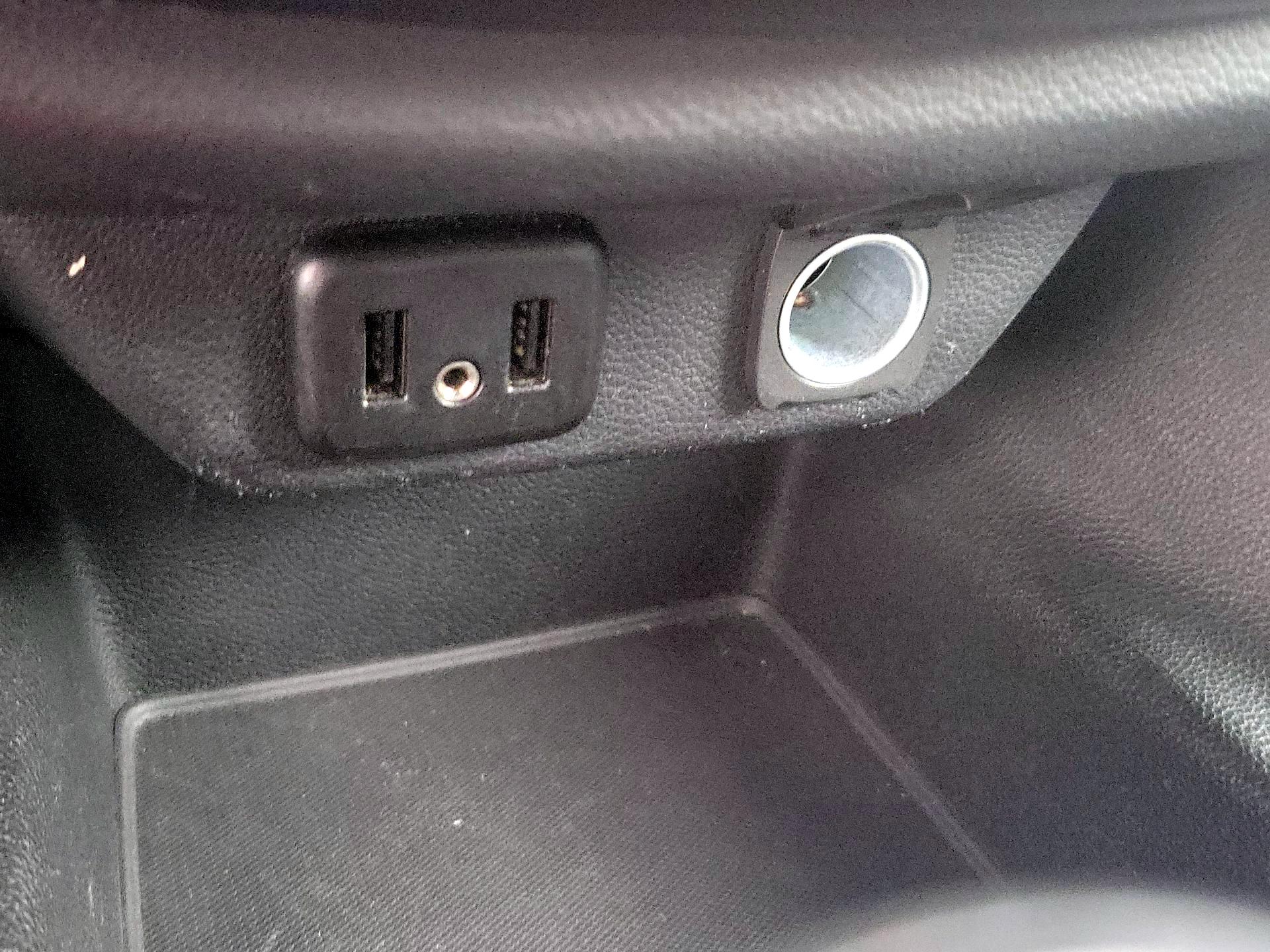 Thumbnail: 2019 Chevrolet Traverse - 18