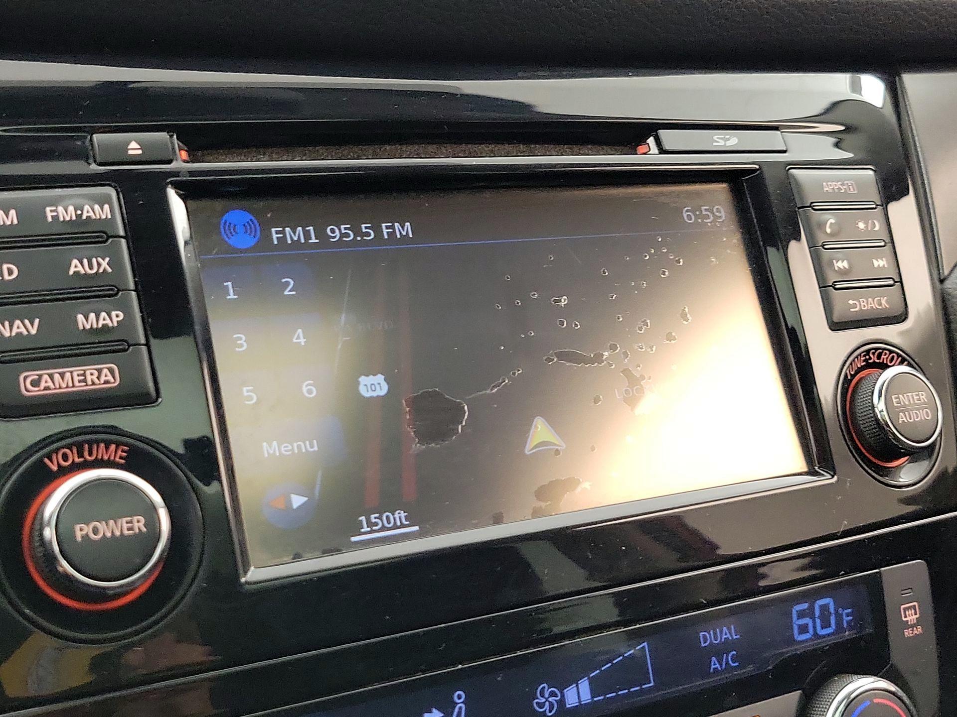 Thumbnail: 2016 Nissan Rogue - 14