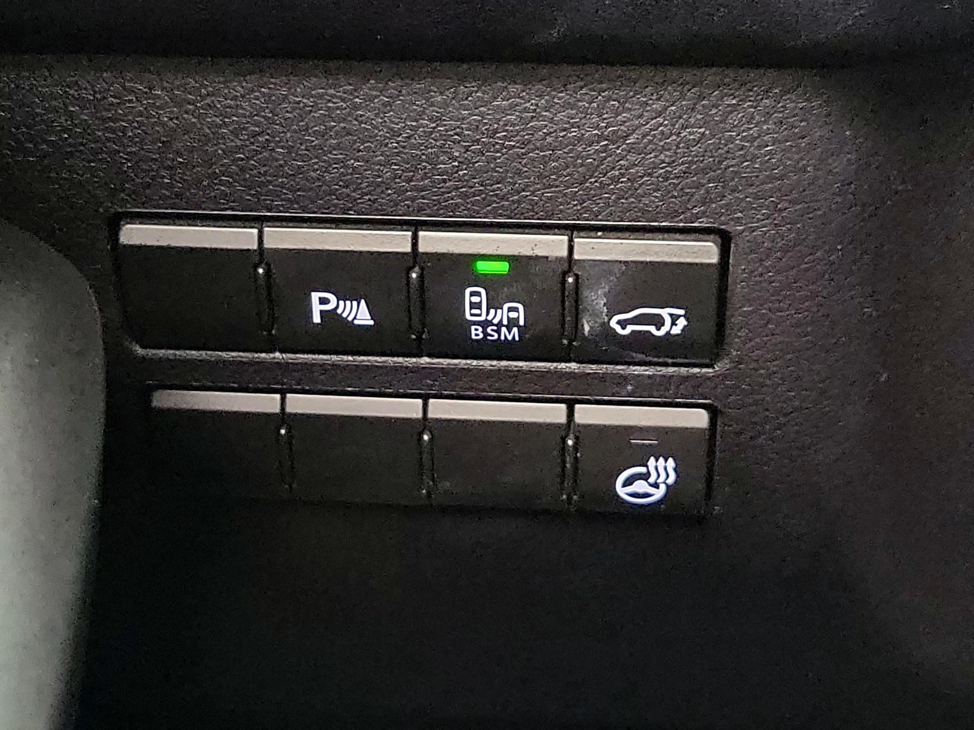 Thumbnail: 2017 Lexus NX - 13