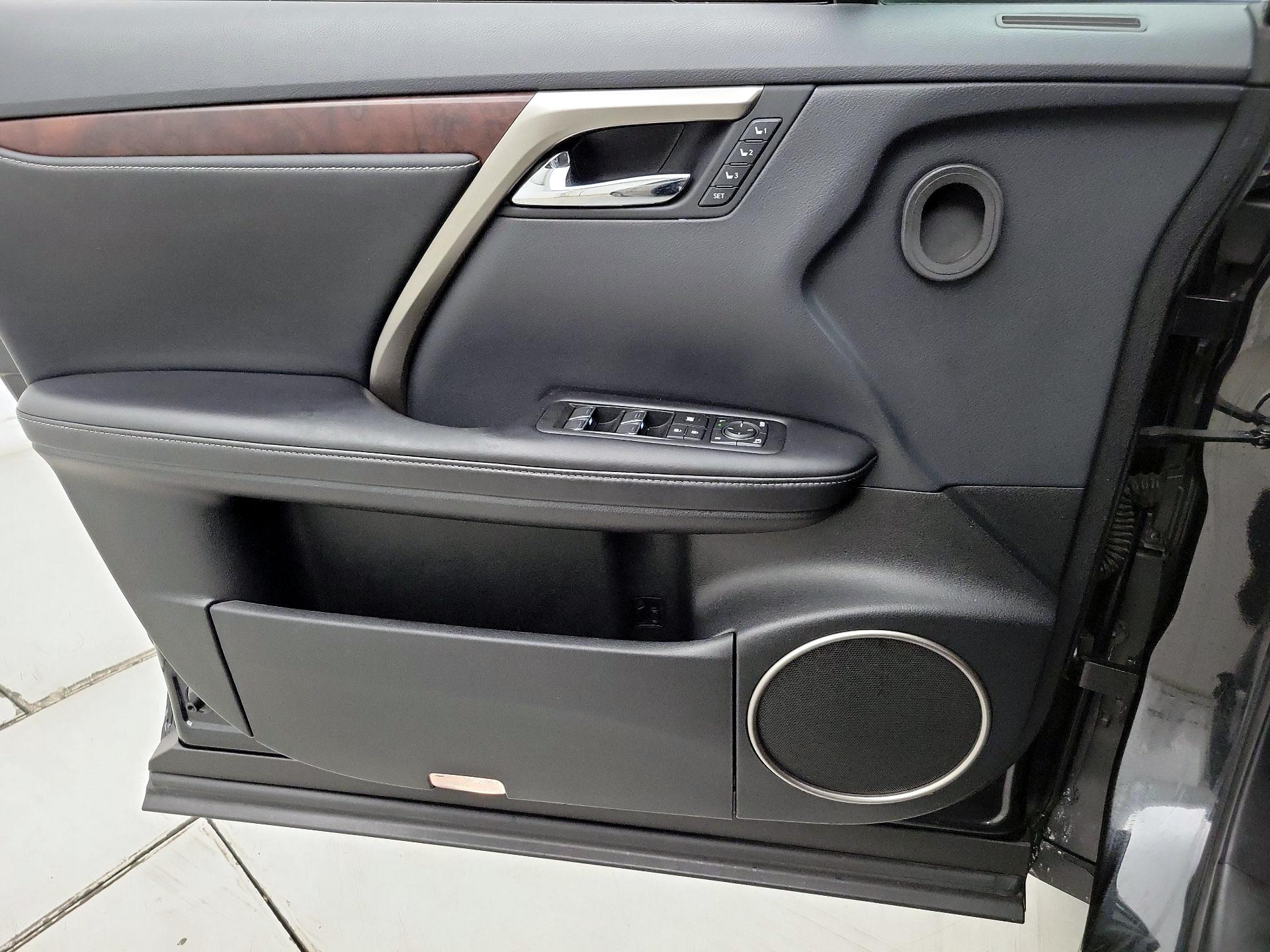 Thumbnail: 2020 Lexus RX - 12