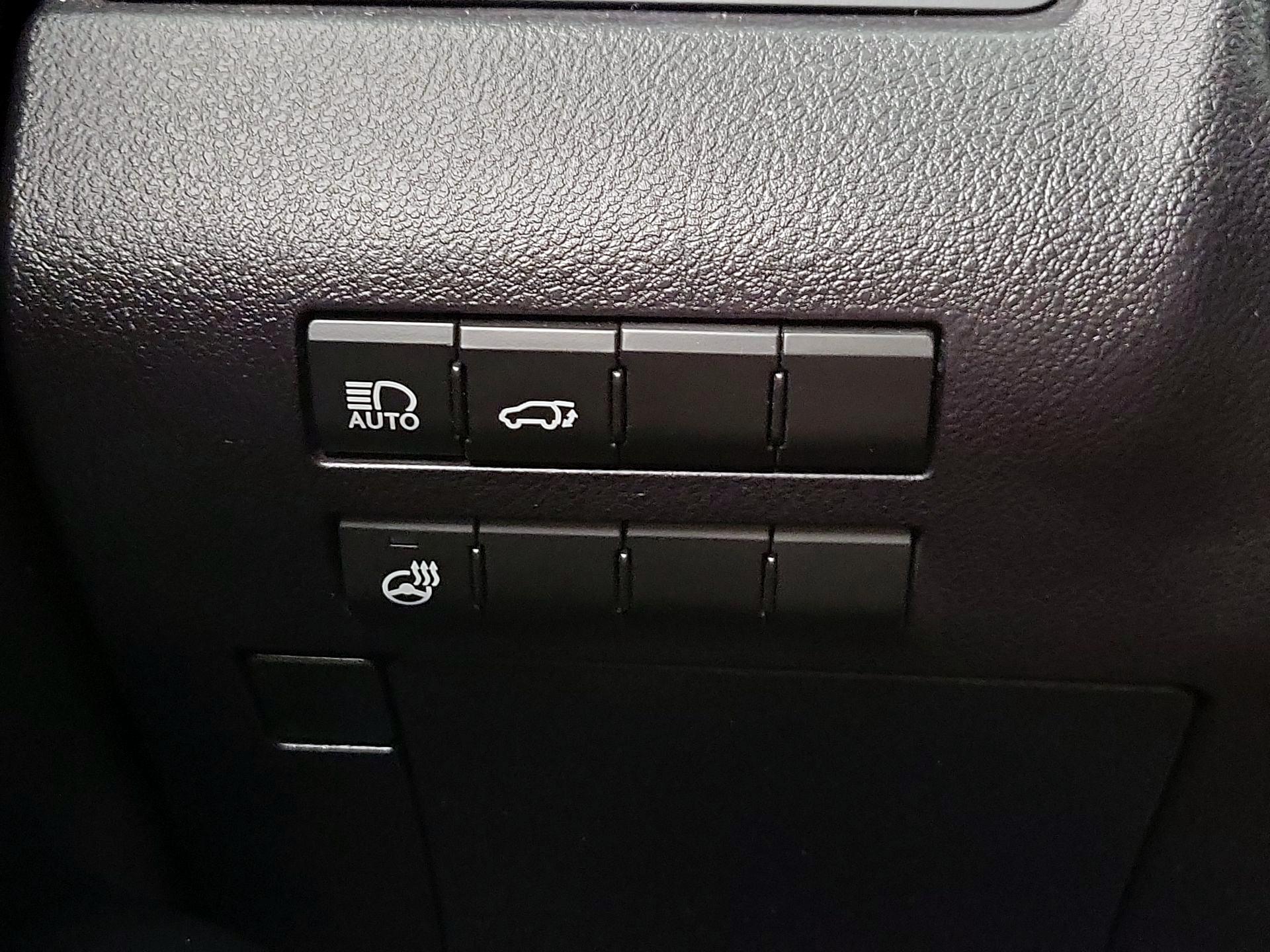 Thumbnail: 2020 Lexus RX - 13