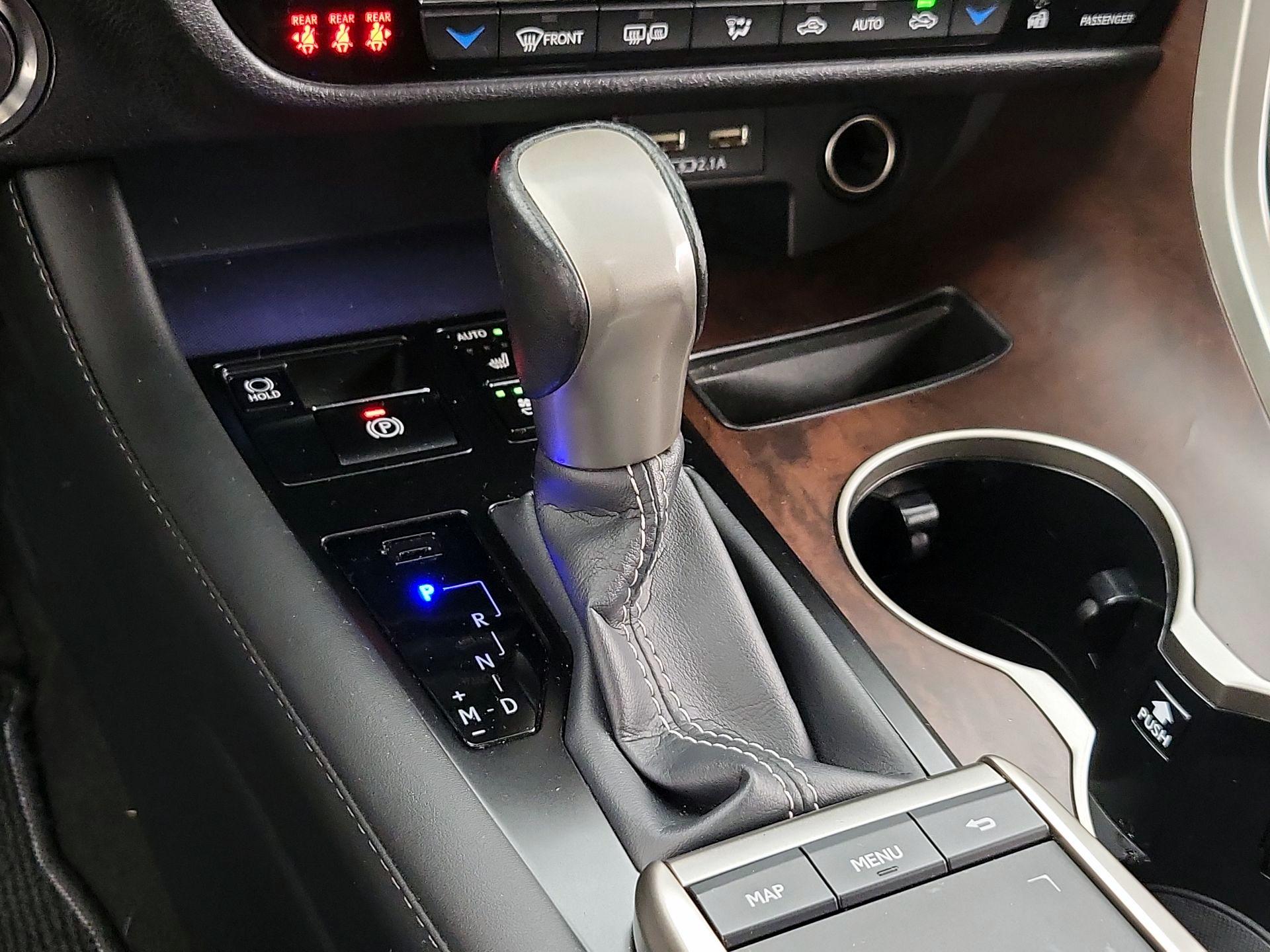 Thumbnail: 2020 Lexus RX - 18