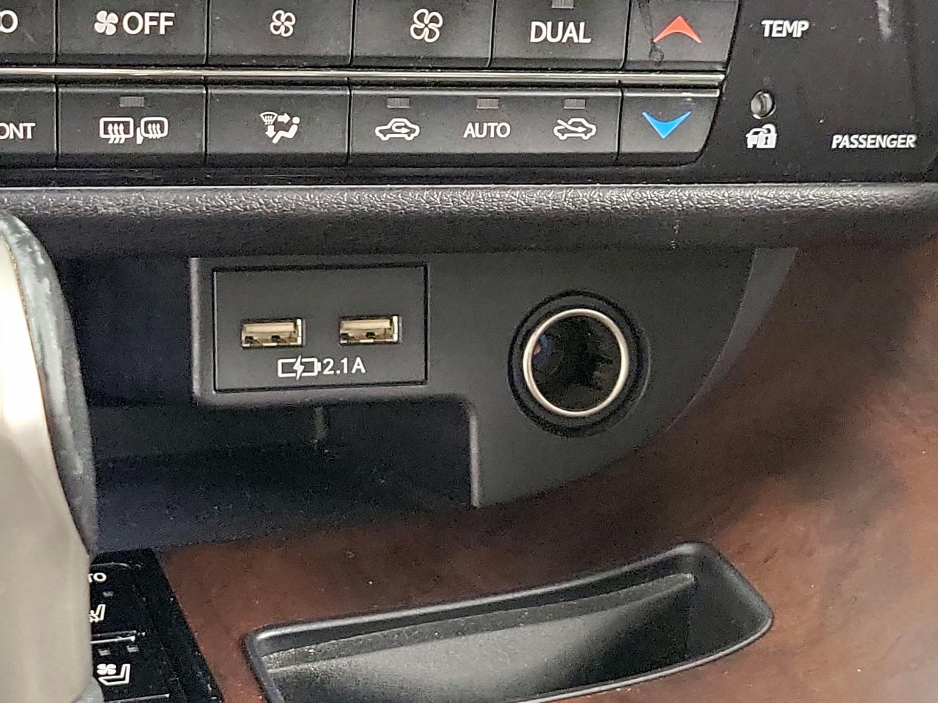 Thumbnail: 2020 Lexus RX - 19