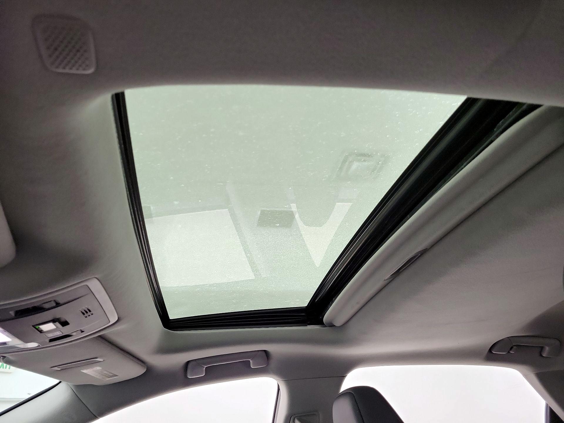 Thumbnail: 2020 Lexus RX - 20