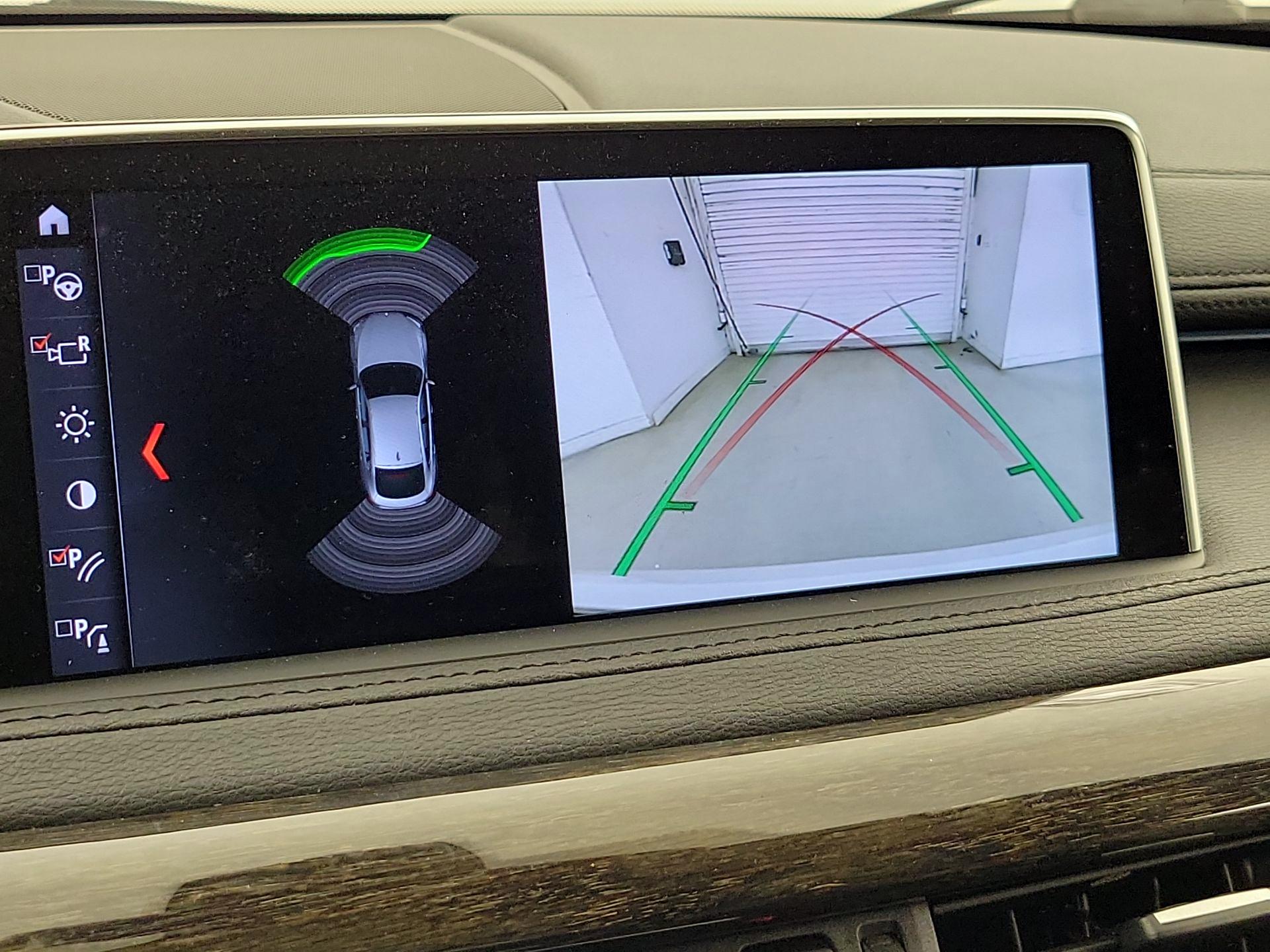 Thumbnail: 2019 BMW X6 - 15