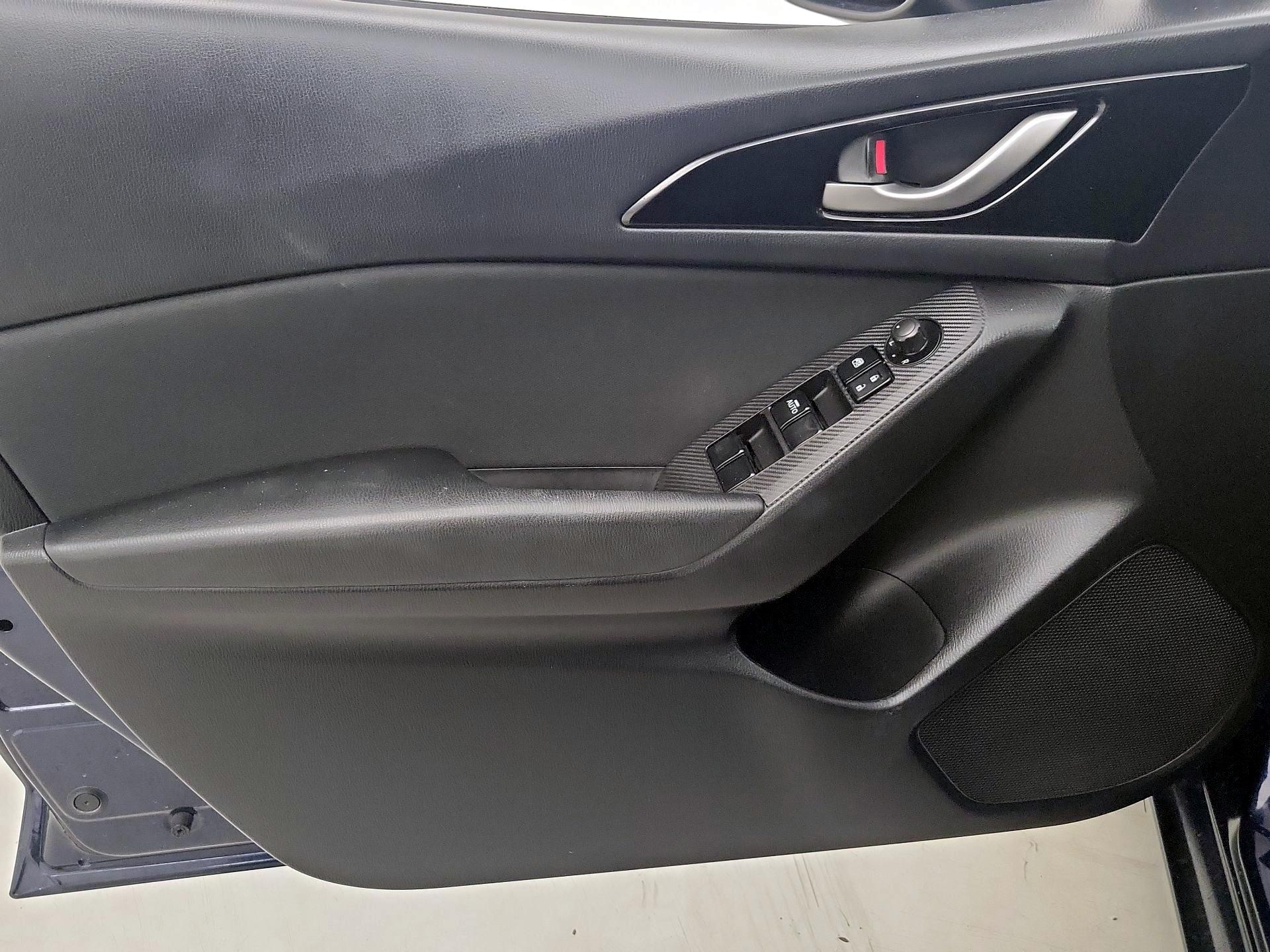 Thumbnail: 2014 Mazda Mazda3 - 12