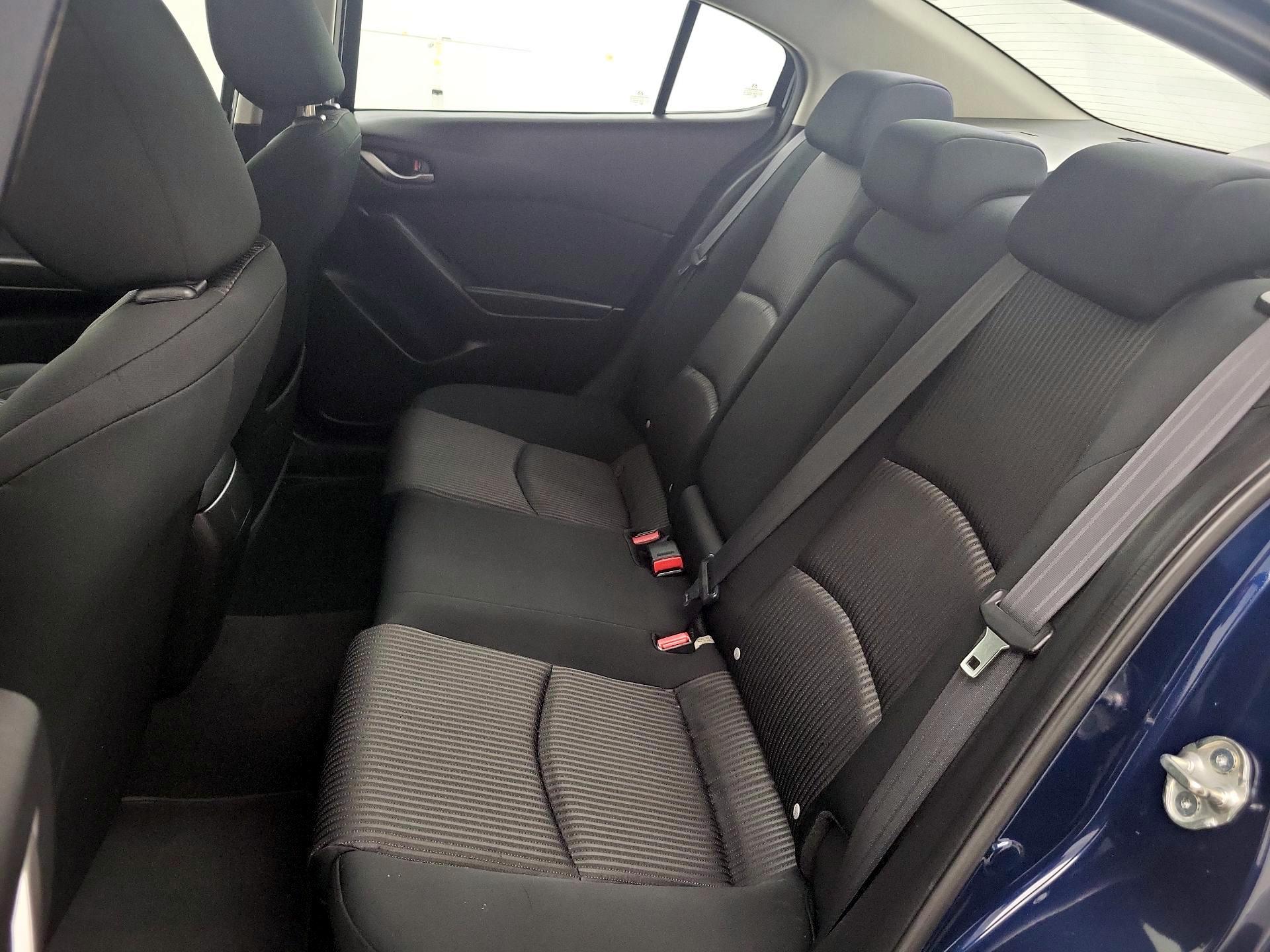 Thumbnail: 2014 Mazda Mazda3 - 18