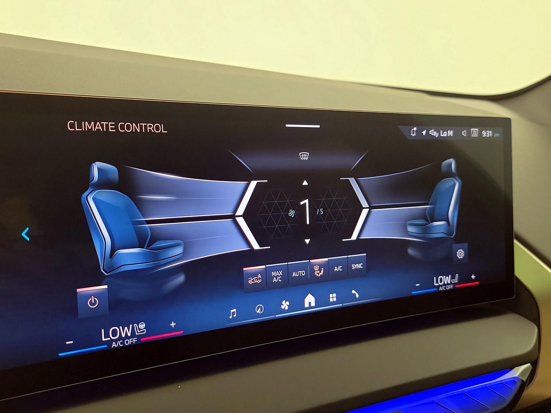 Thumbnail: 2025 BMW X3 - 16