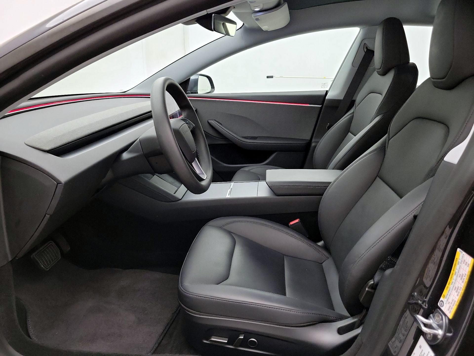 Thumbnail: 2025 Tesla Model 3 - 11