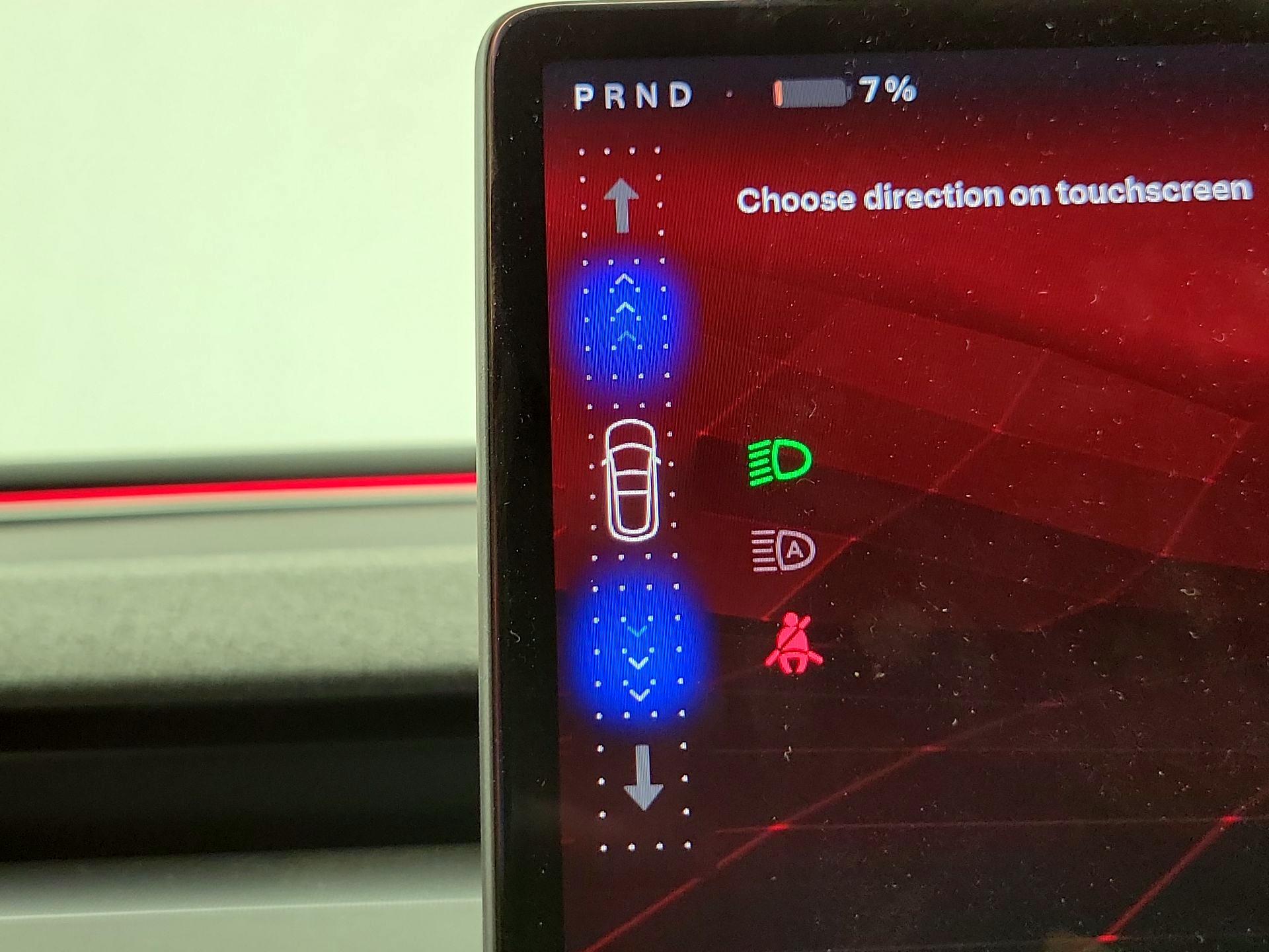 Thumbnail: 2025 Tesla Model 3 - 17