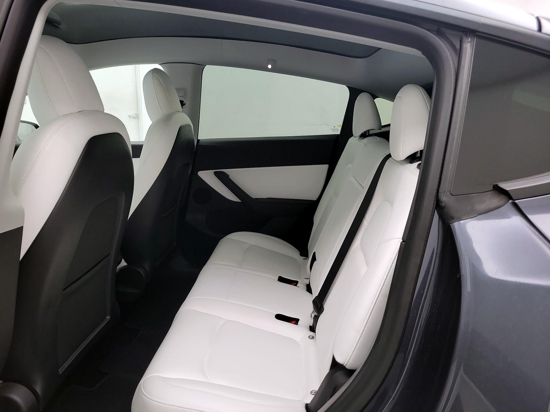 Thumbnail: 2022 Tesla Model Y - 20