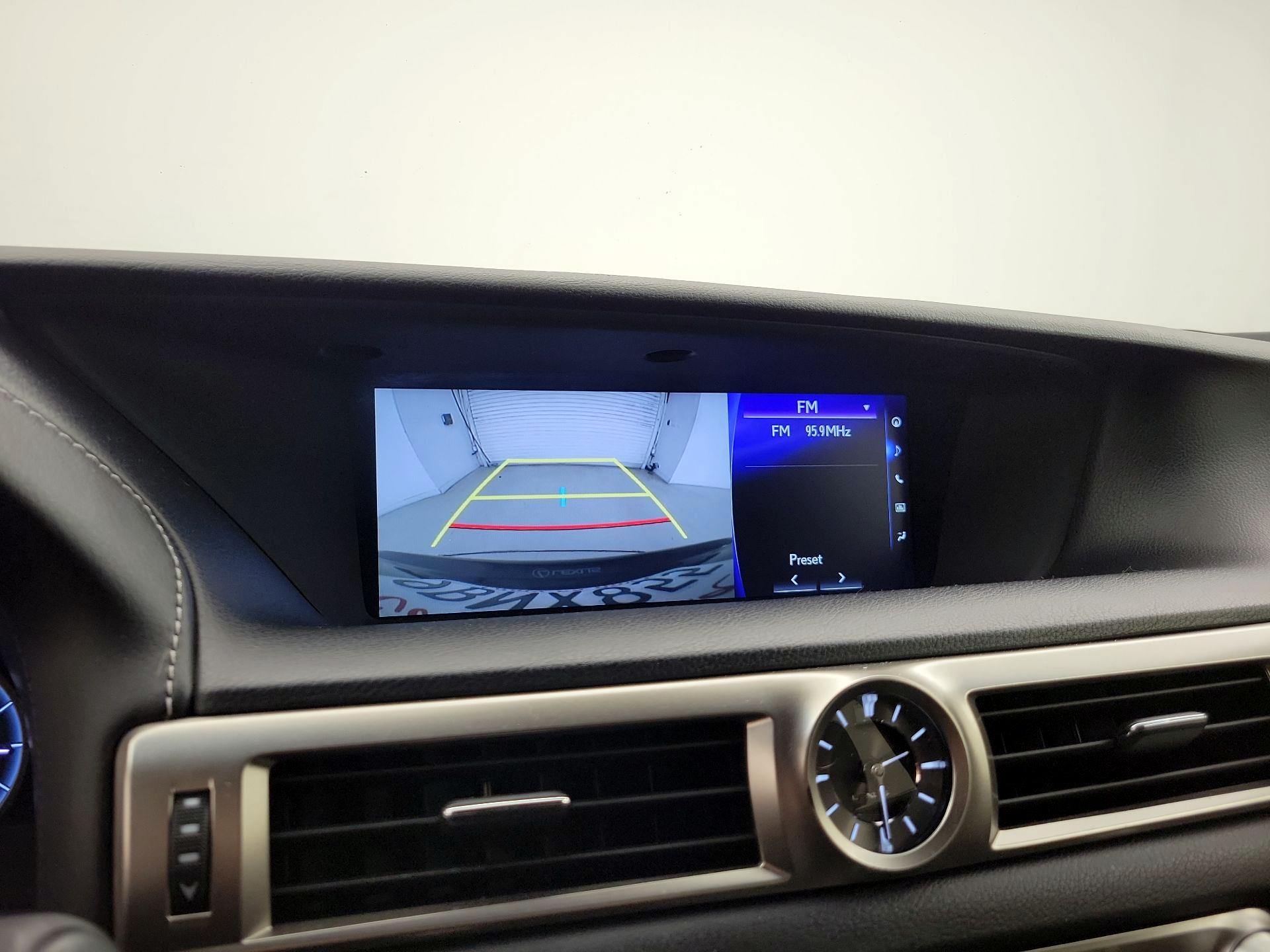 Thumbnail: 2017 Lexus GS - 15