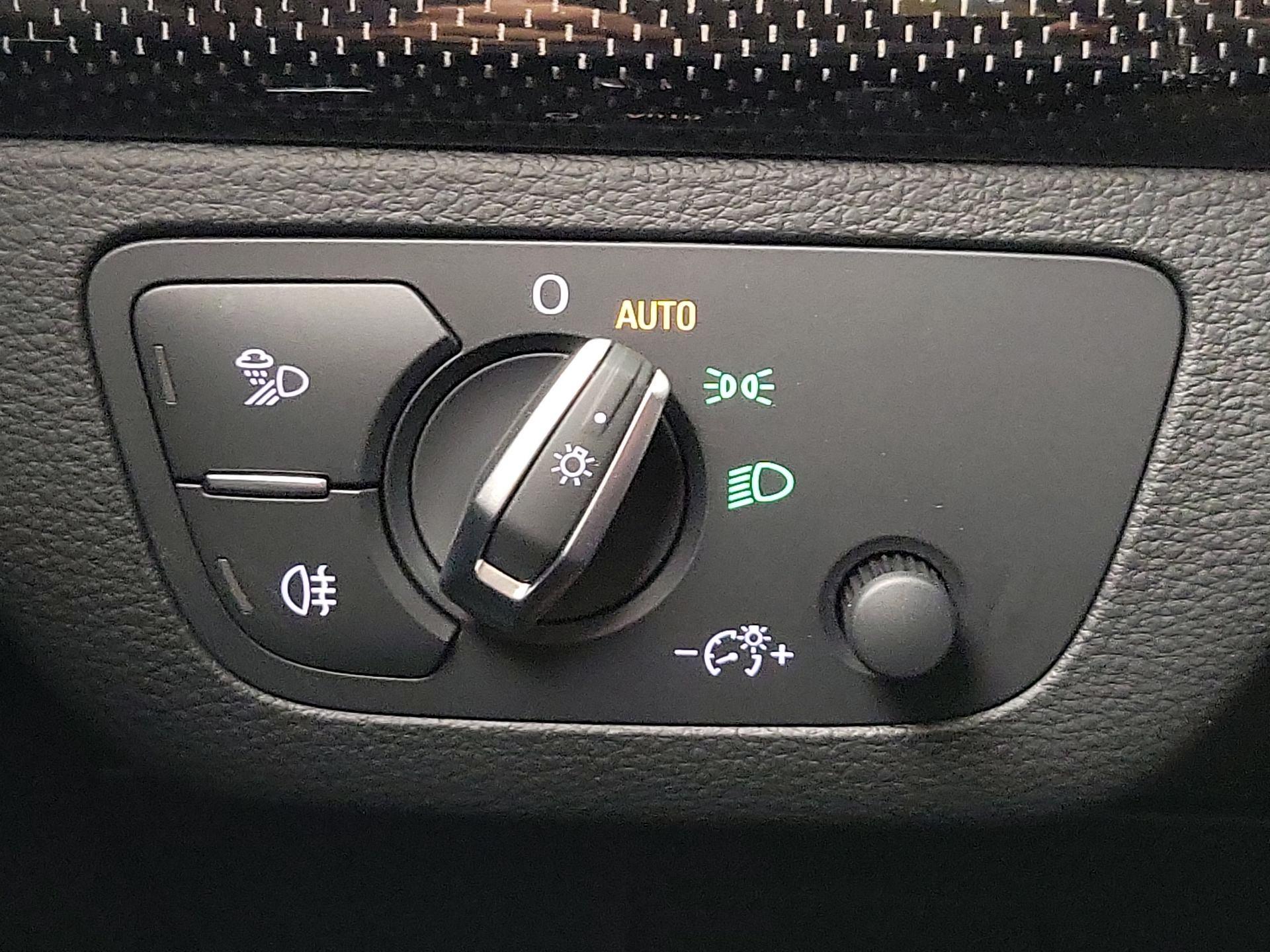 Thumbnail: 2021 Audi SQ5 - 13