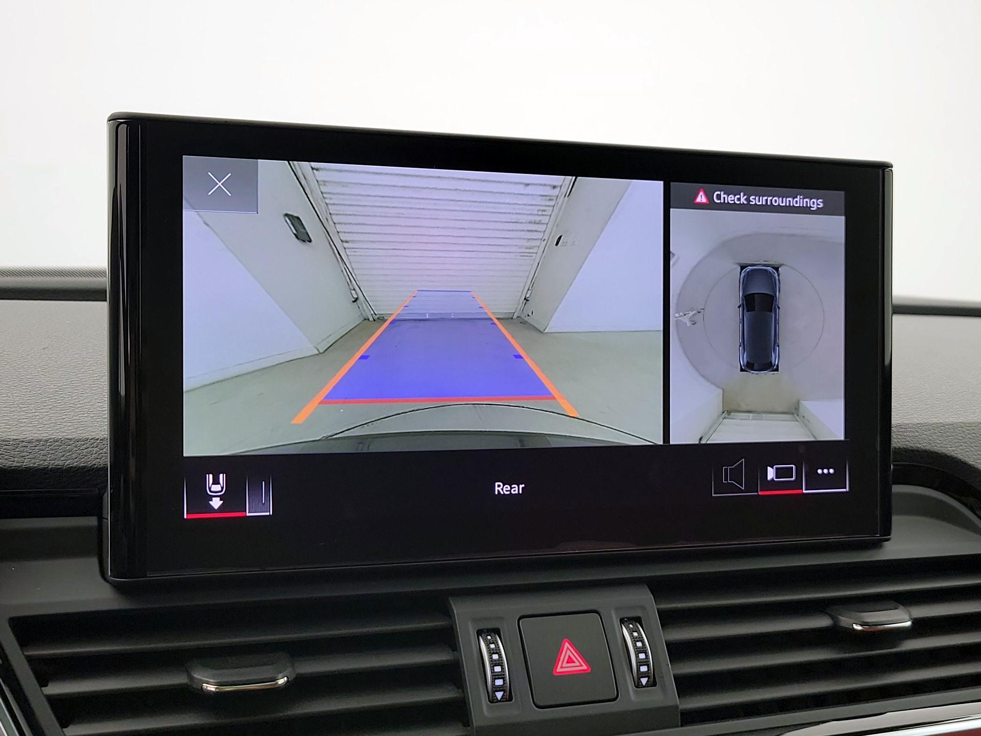 Thumbnail: 2021 Audi SQ5 - 14