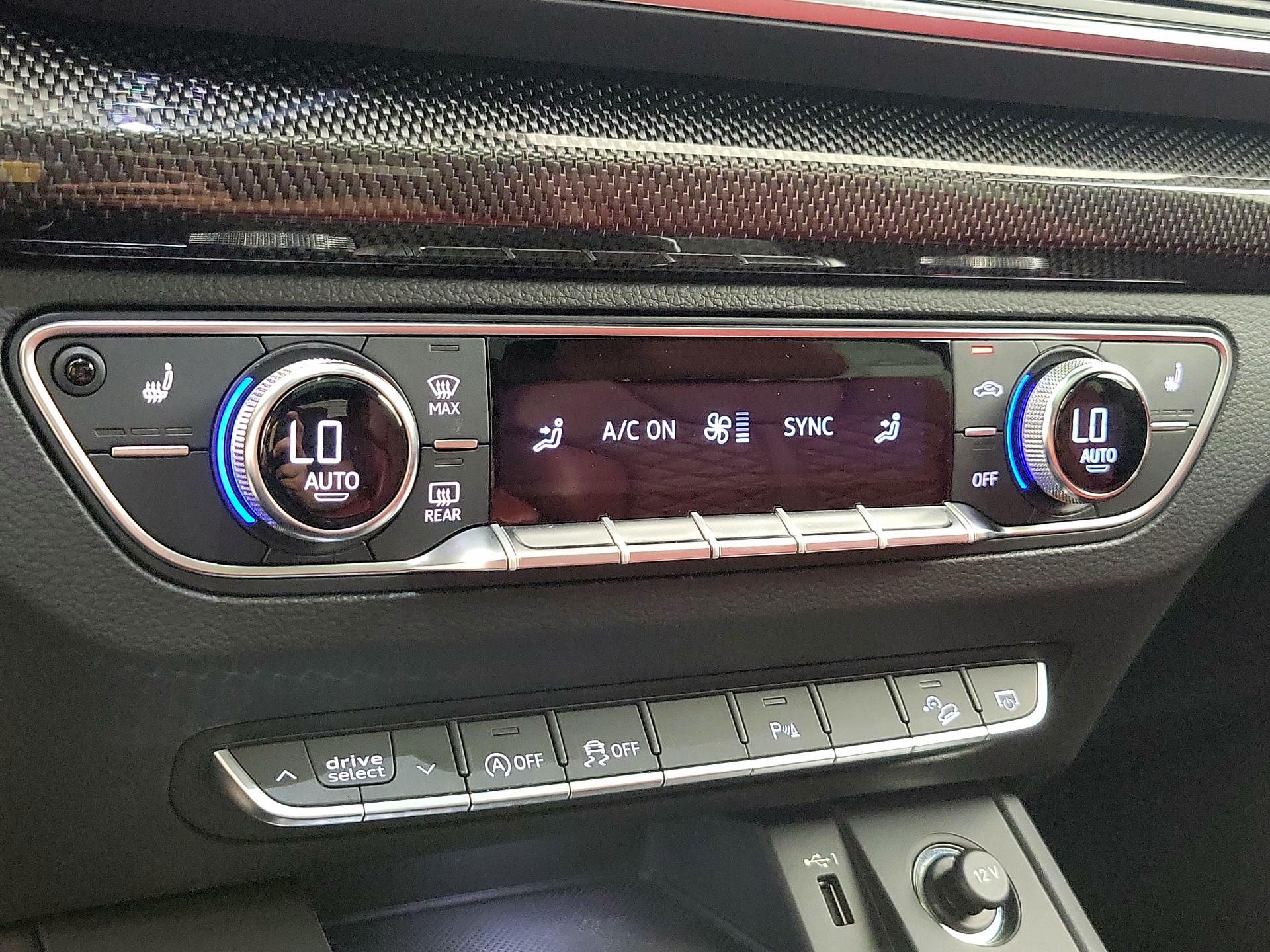 Thumbnail: 2021 Audi SQ5 - 16