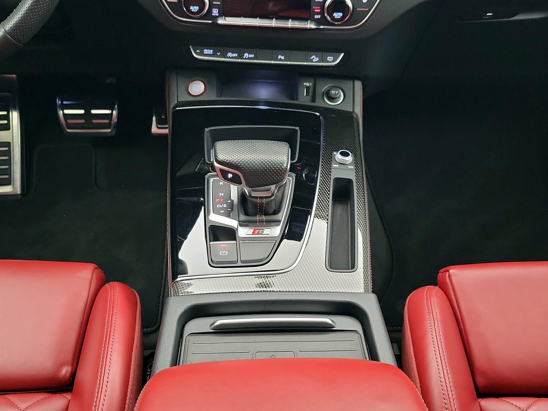 Thumbnail: 2021 Audi SQ5 - 17