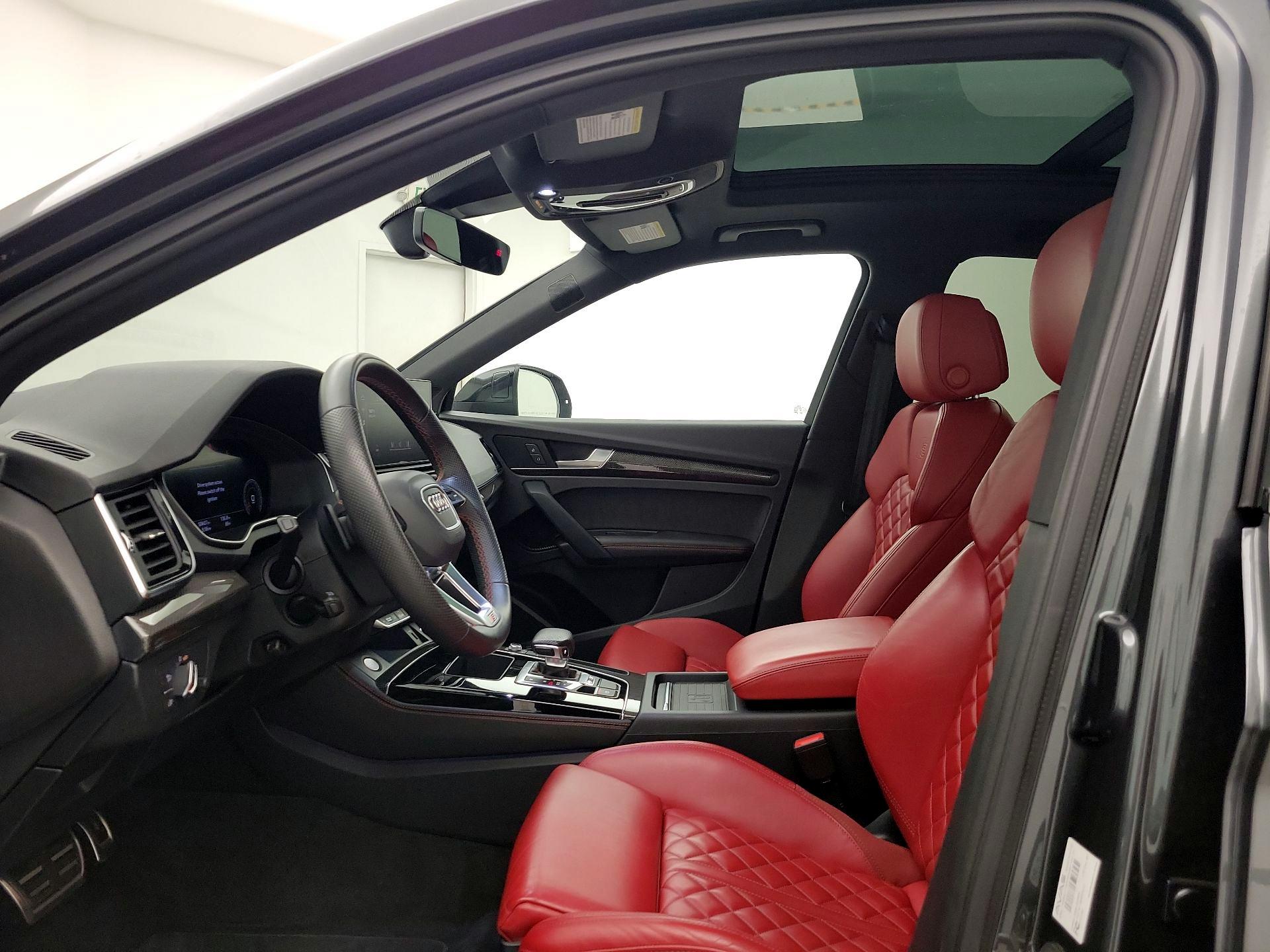 Thumbnail: 2021 Audi SQ5 - 19