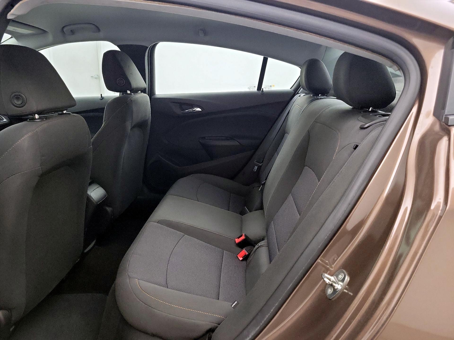 Thumbnail: 2019 Chevrolet Cruze - 19