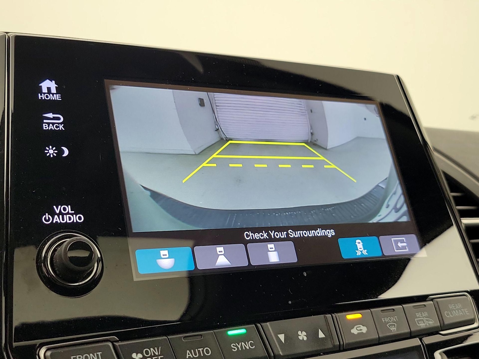 2021 Honda Odyssey Touring - Photo 16
