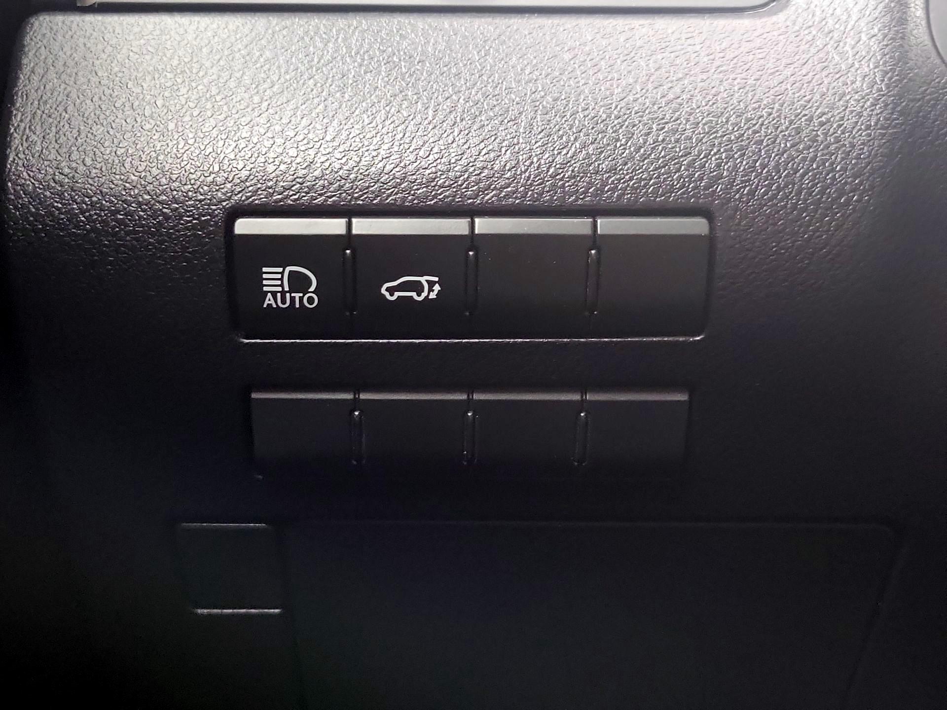 Thumbnail: 2021 Lexus RX - 13