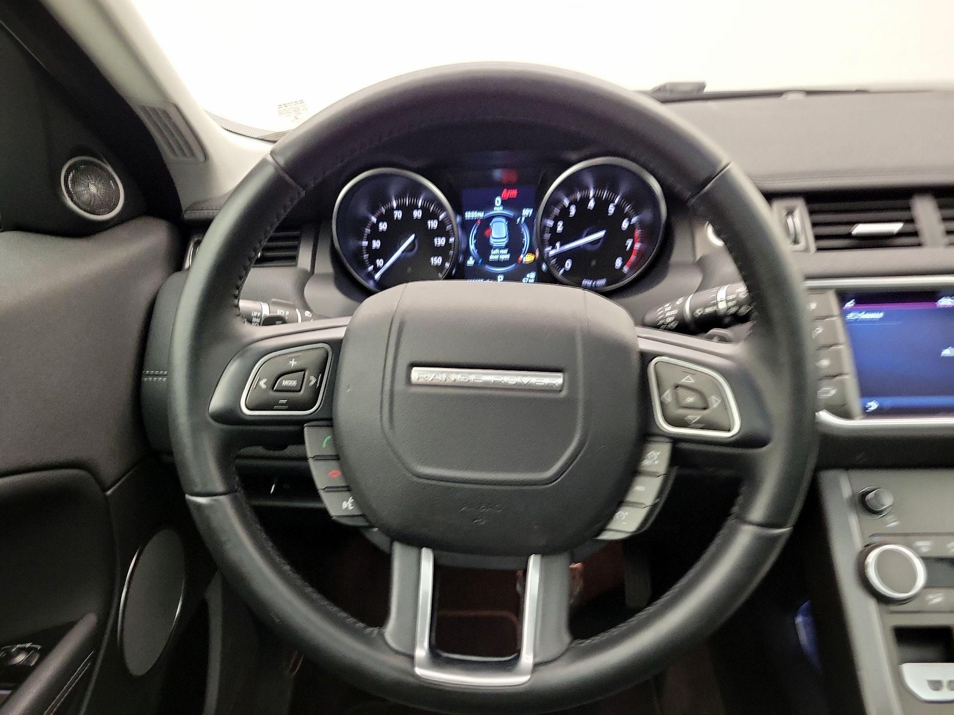 Thumbnail: 2018 Land Rover Range Rover Evoque - 10