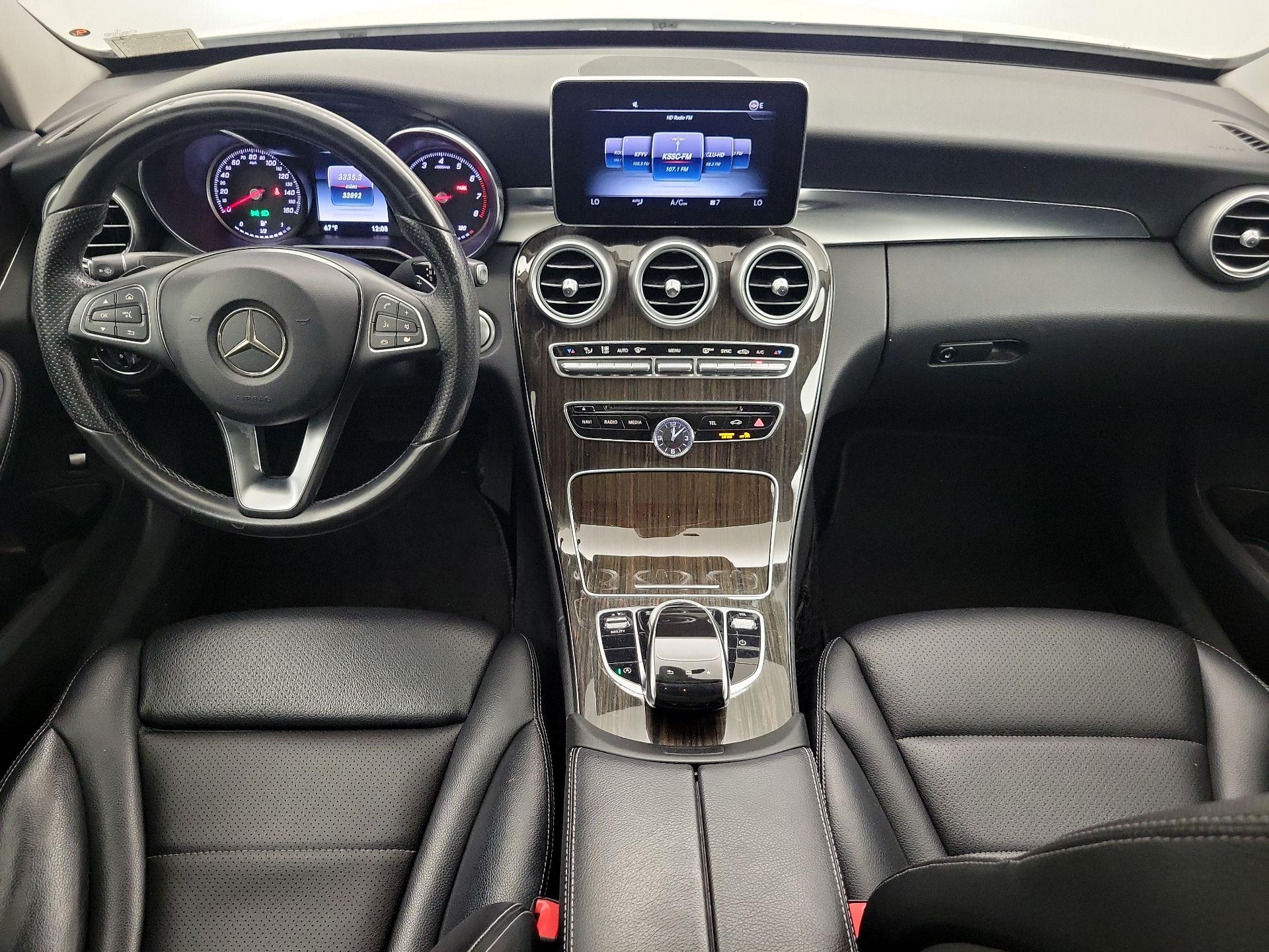 Thumbnail: 2015 Mercedes-Benz C-Class - 9