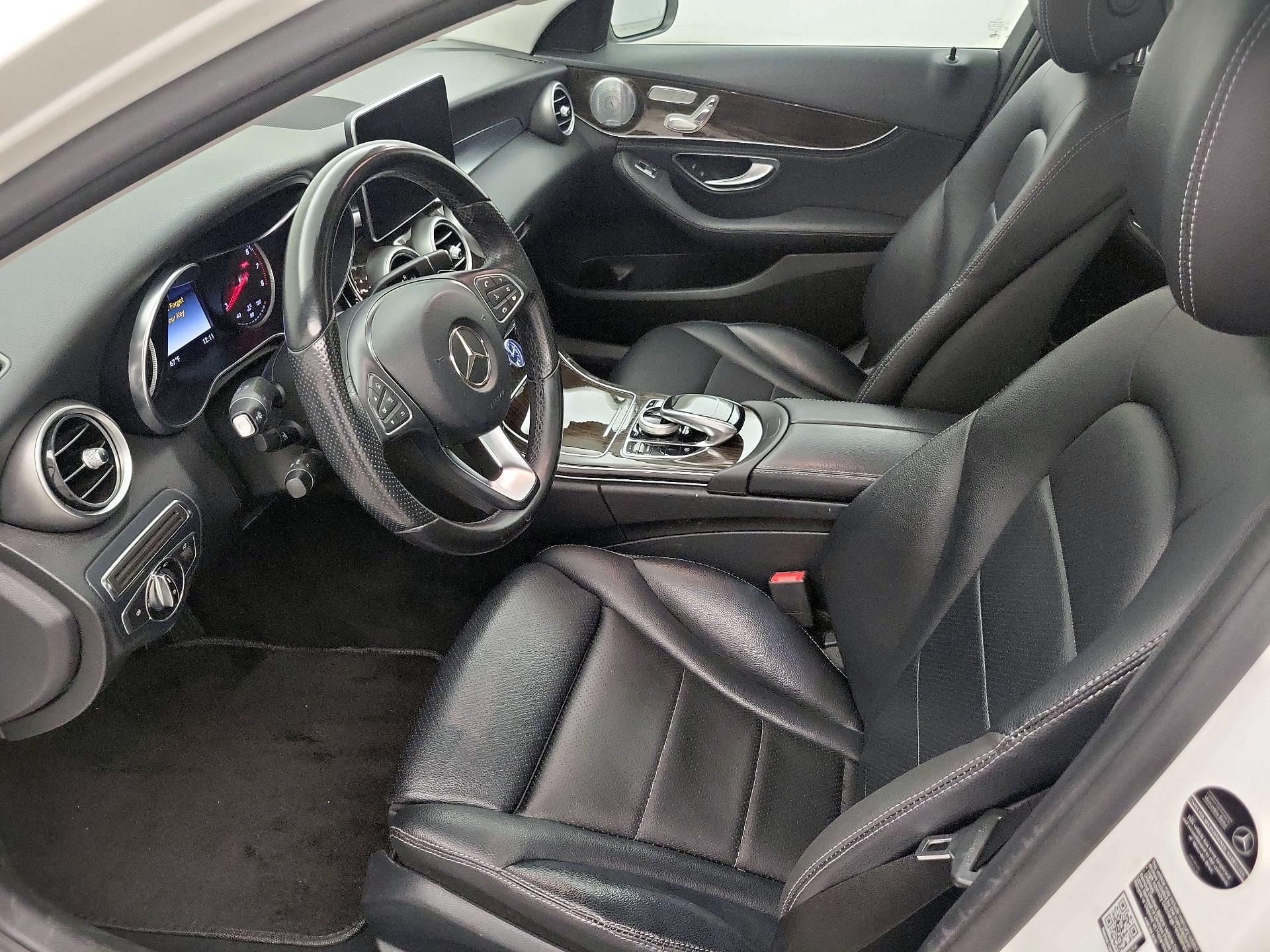 Thumbnail: 2015 Mercedes-Benz C-Class - 11