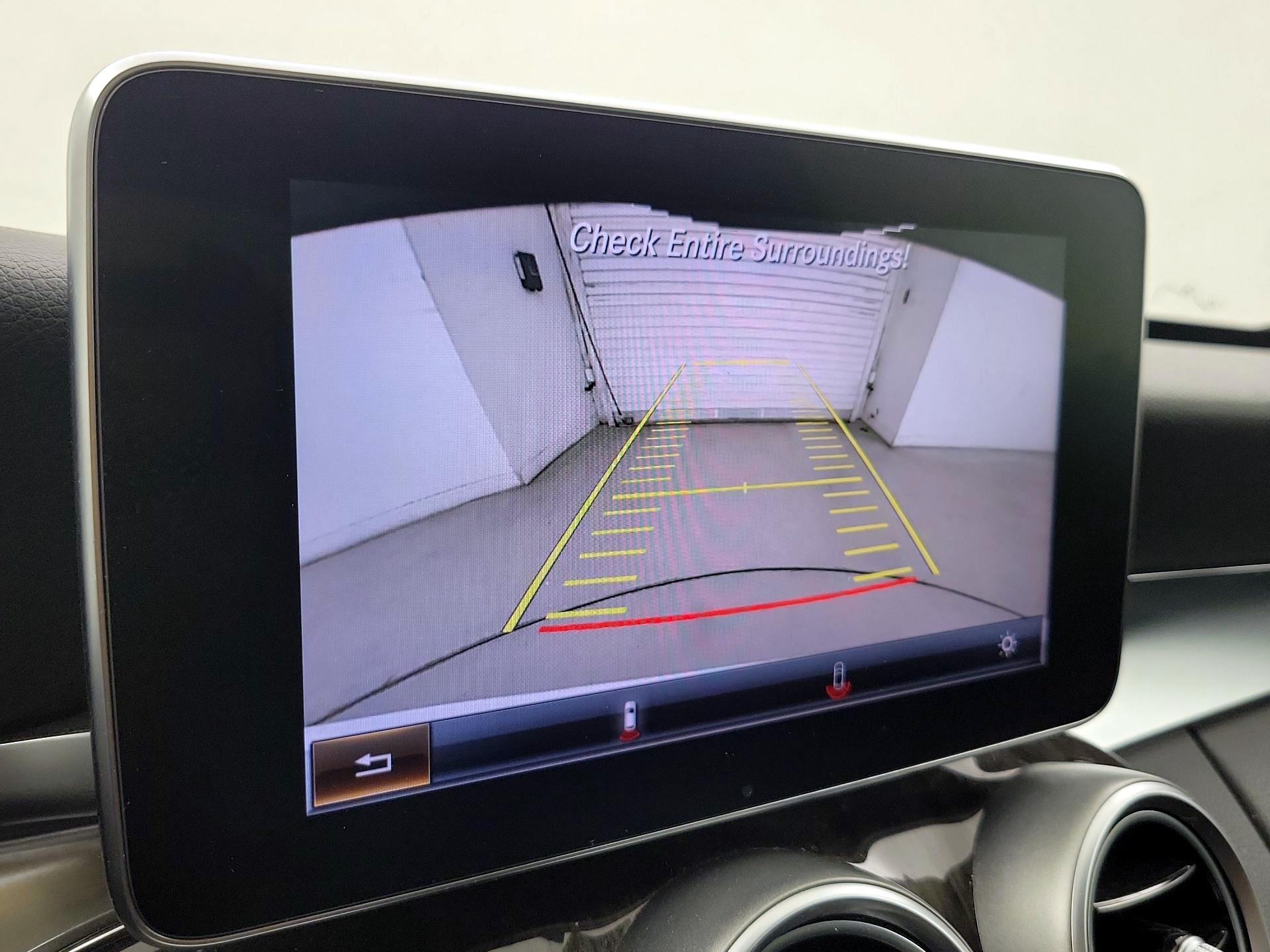 Thumbnail: 2015 Mercedes-Benz C-Class - 15