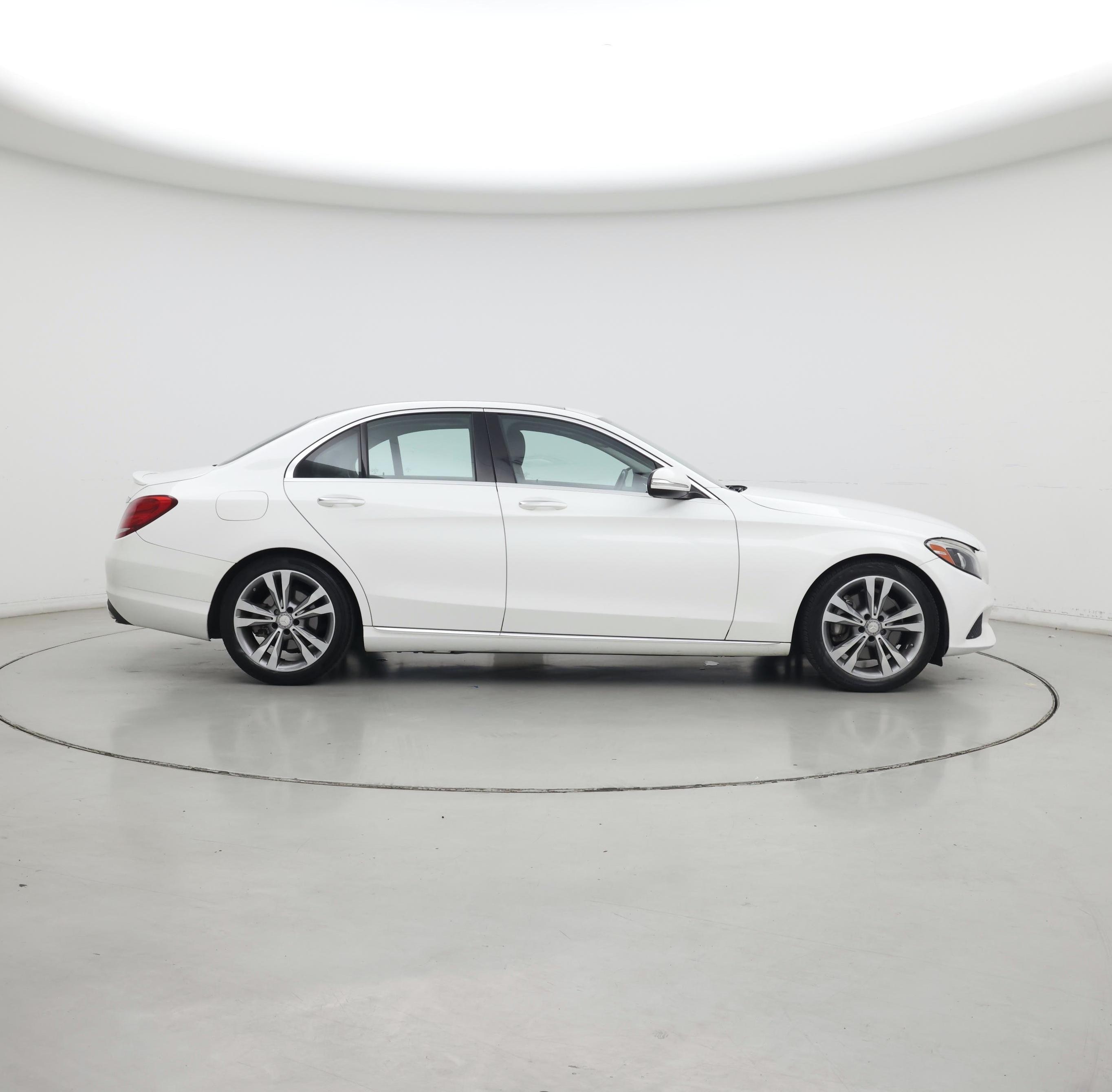 Thumbnail: 2015 Mercedes-Benz C-Class - 7