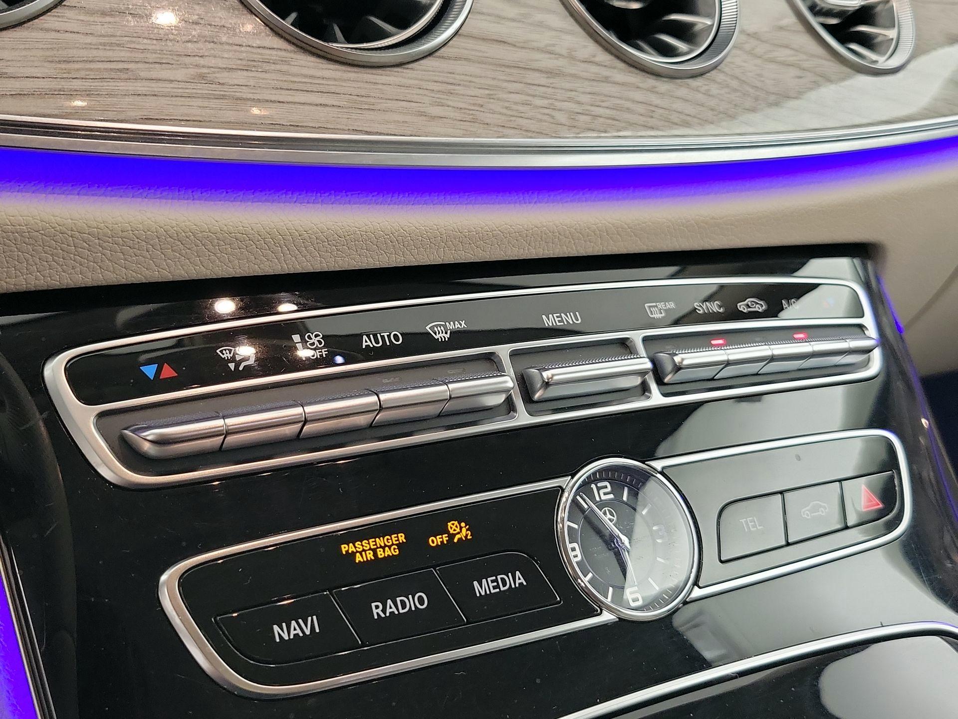 Thumbnail: 2018 Mercedes-Benz E-Class - 17