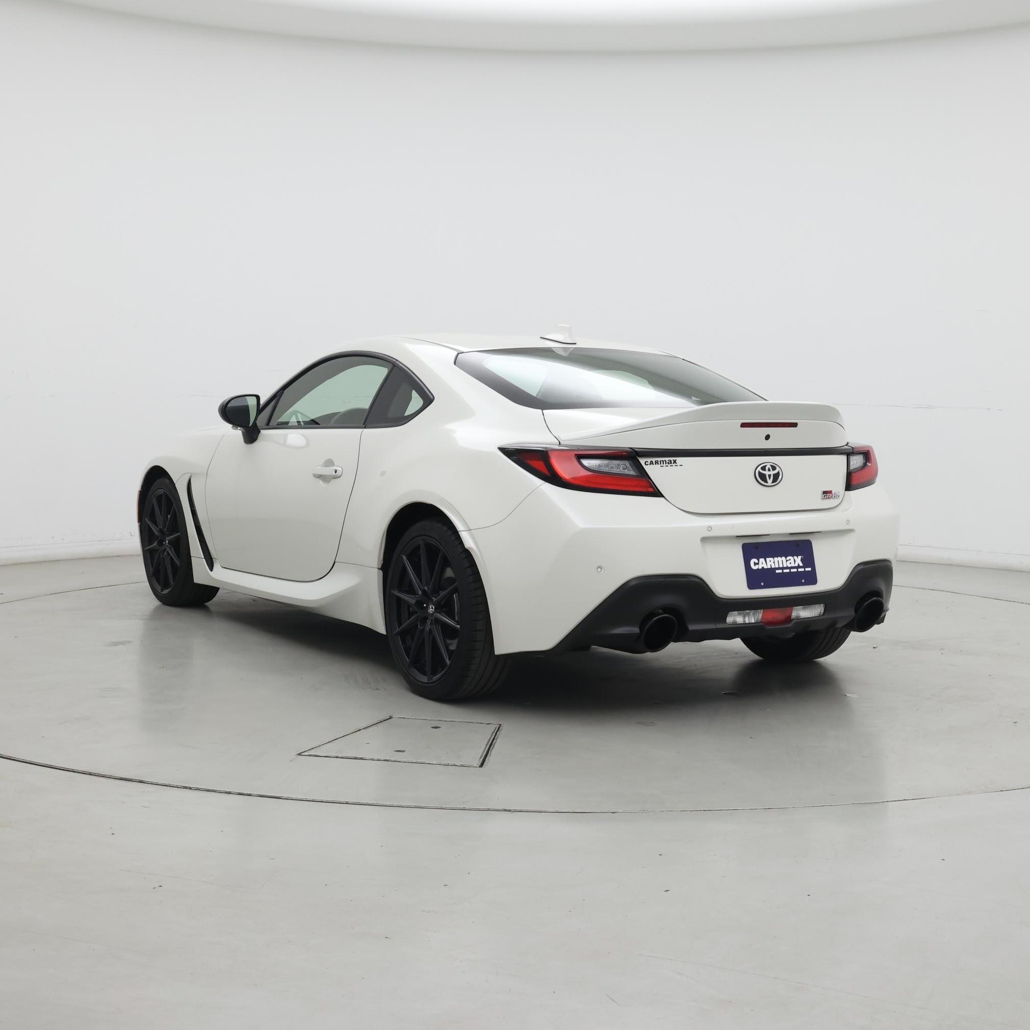 Thumbnail: 2023 Toyota GR86 - 2