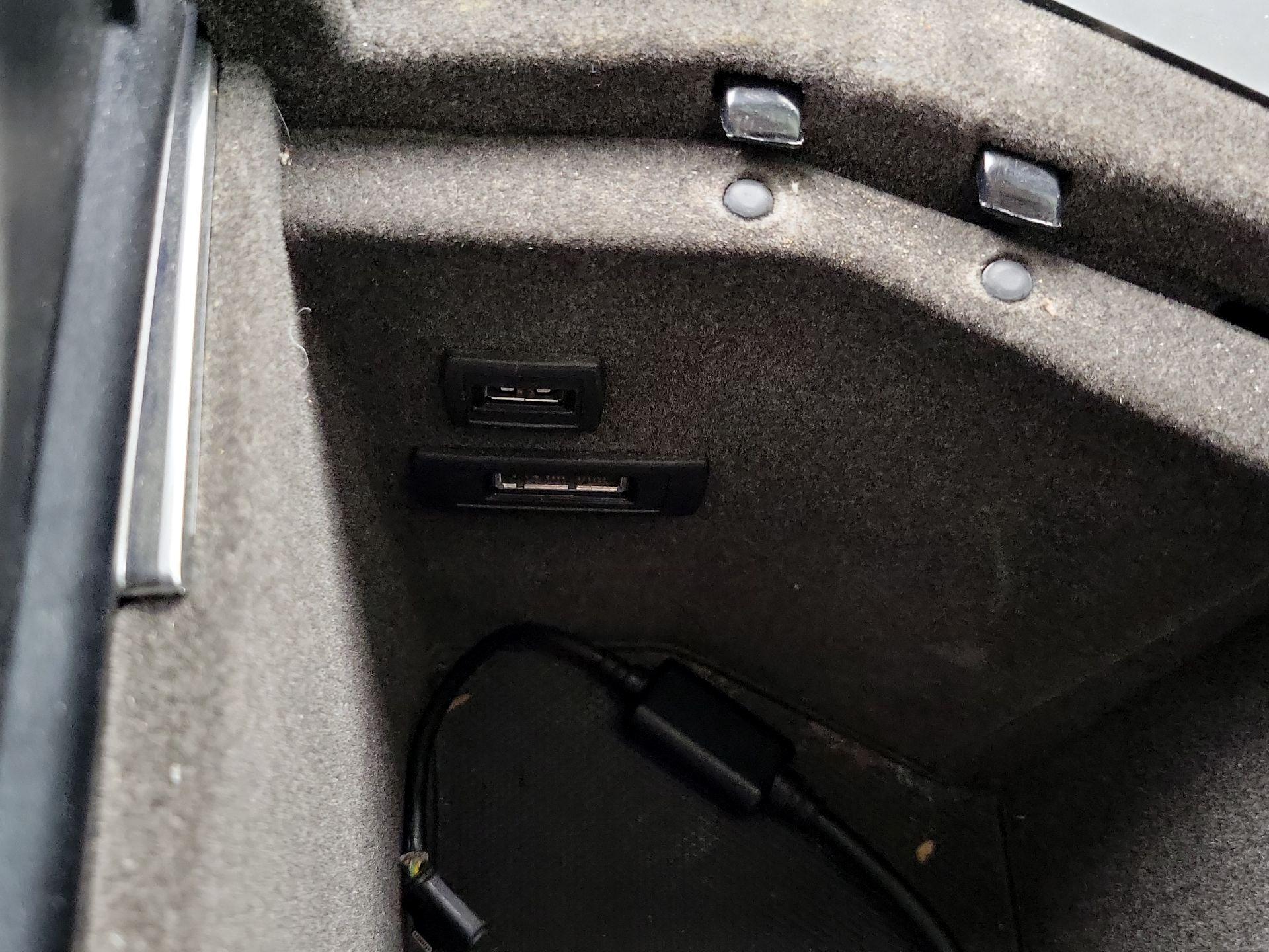 Thumbnail: 2015 Mercedes-Benz M-Class - 19