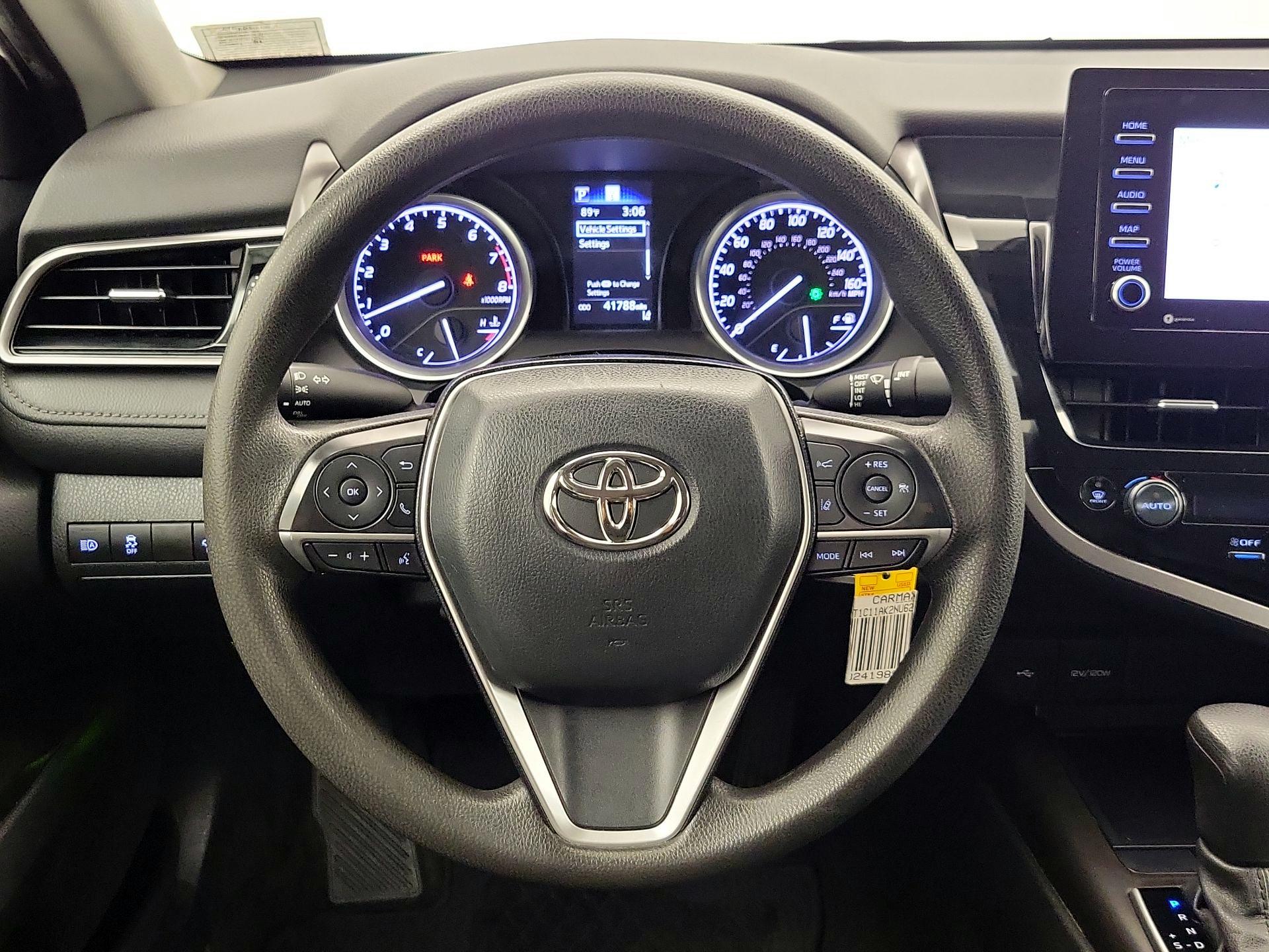 Thumbnail: 2022 Toyota Camry - 10